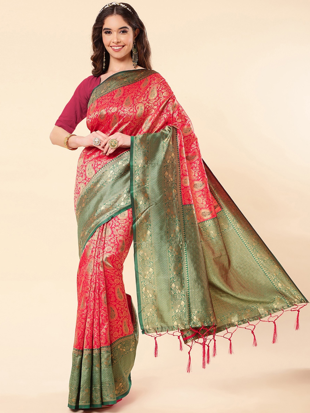 

TEREZA Paisley Motifs Zari Pure Silk Kanjeevaram Saree, Red