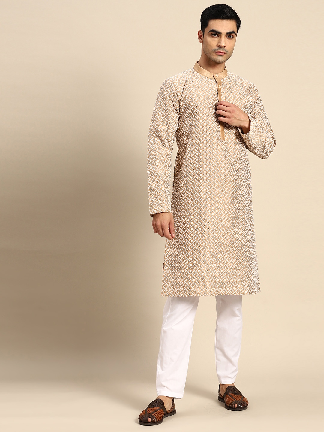 

Anouk Embroidered Chikankari Dupion Silk Kurta With Pyjamas, Beige