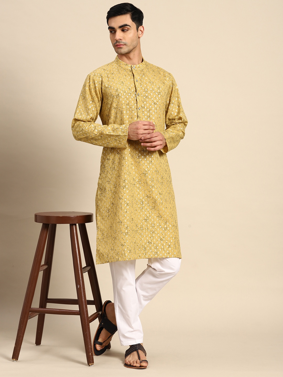 

Anouk Printed Kurta With Pyjamas, Yellow