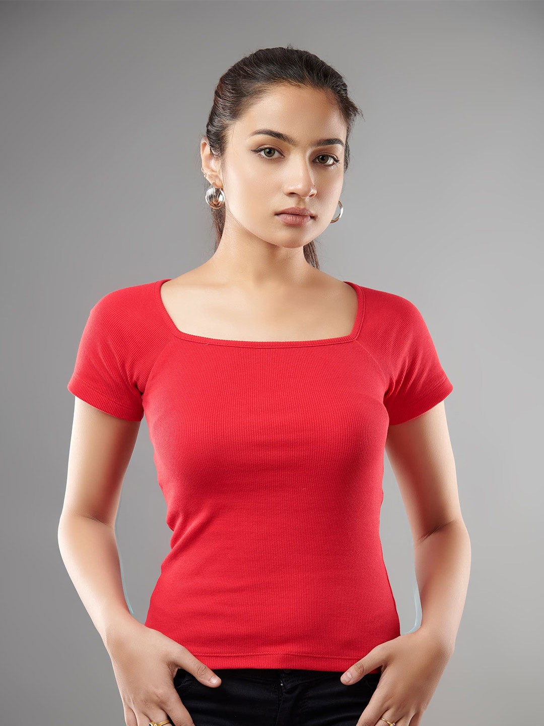 

IZF Square Neck Raglan Sleeves Fitted Ribbed Cotton Top, Red
