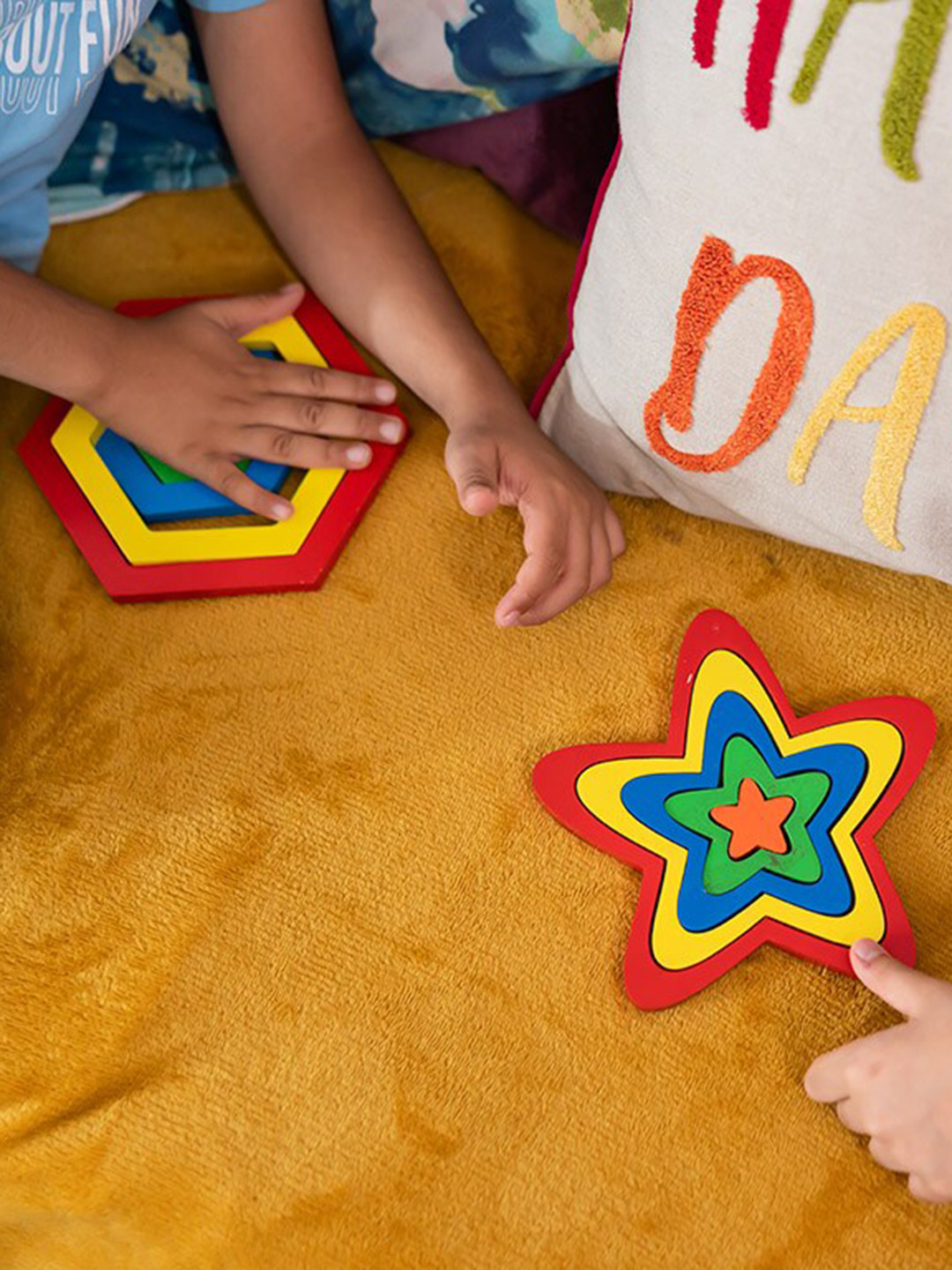 

ilearnngrow Kids Hexagon puzzle - Size and Shape Sorter Activity Toy, Red