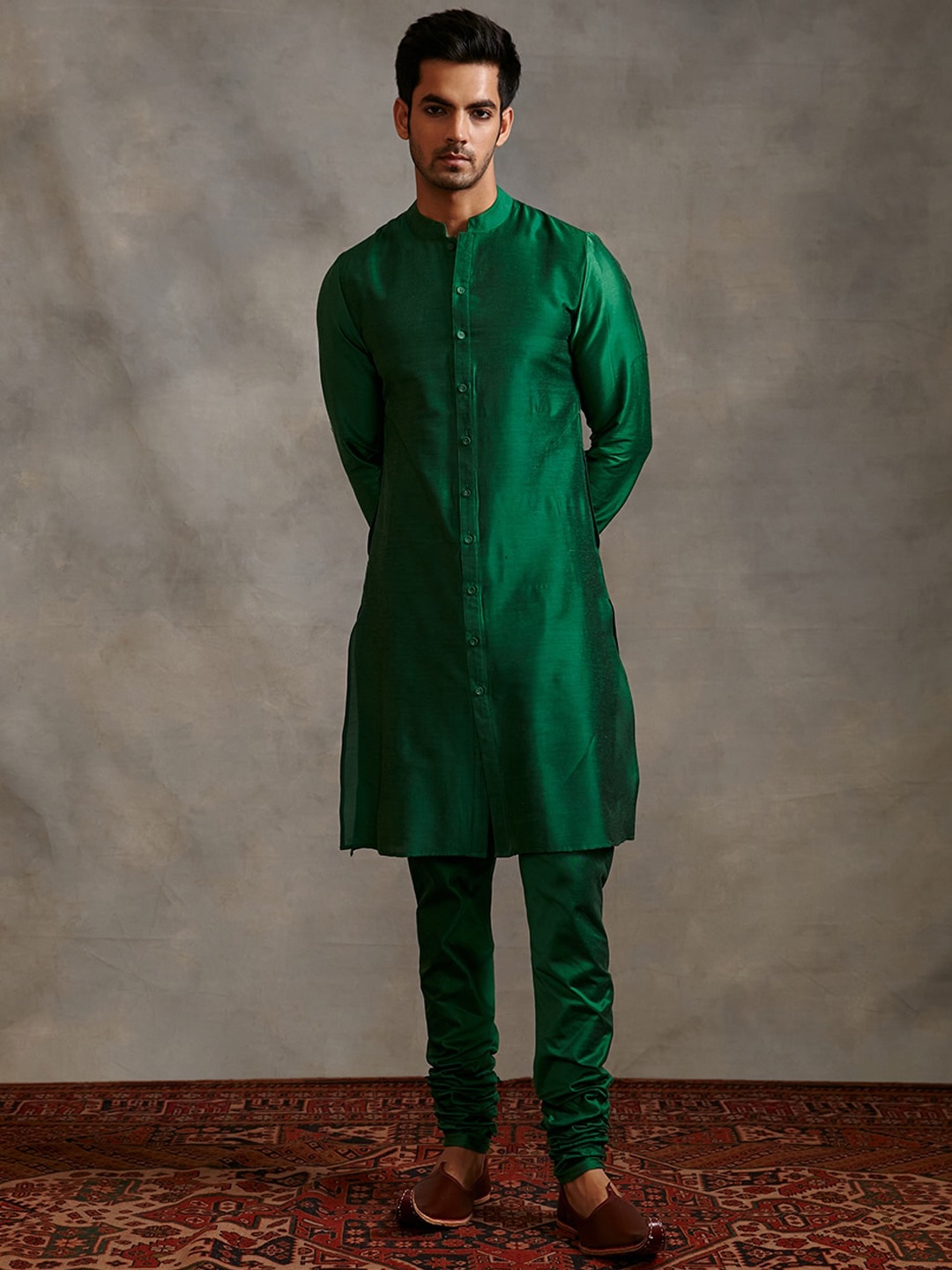 

Abhishti Banarasi Mandarin Collar Kurta, Green