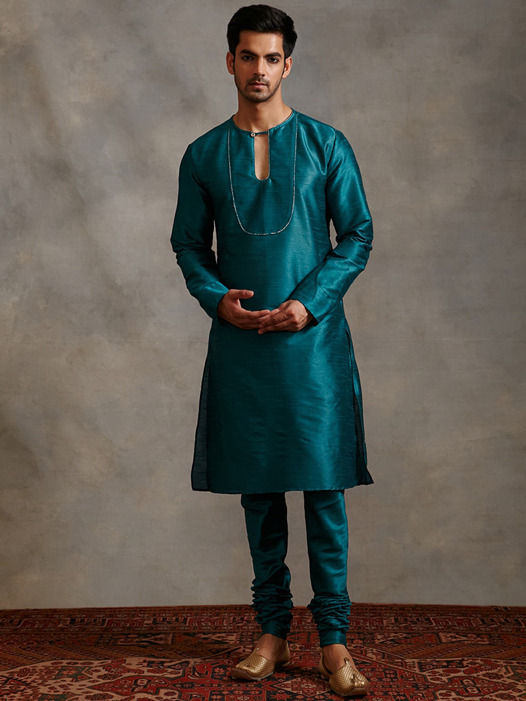 

Abhishti Cotton Keyhole Neck Banarasi Straight Kurta, Green