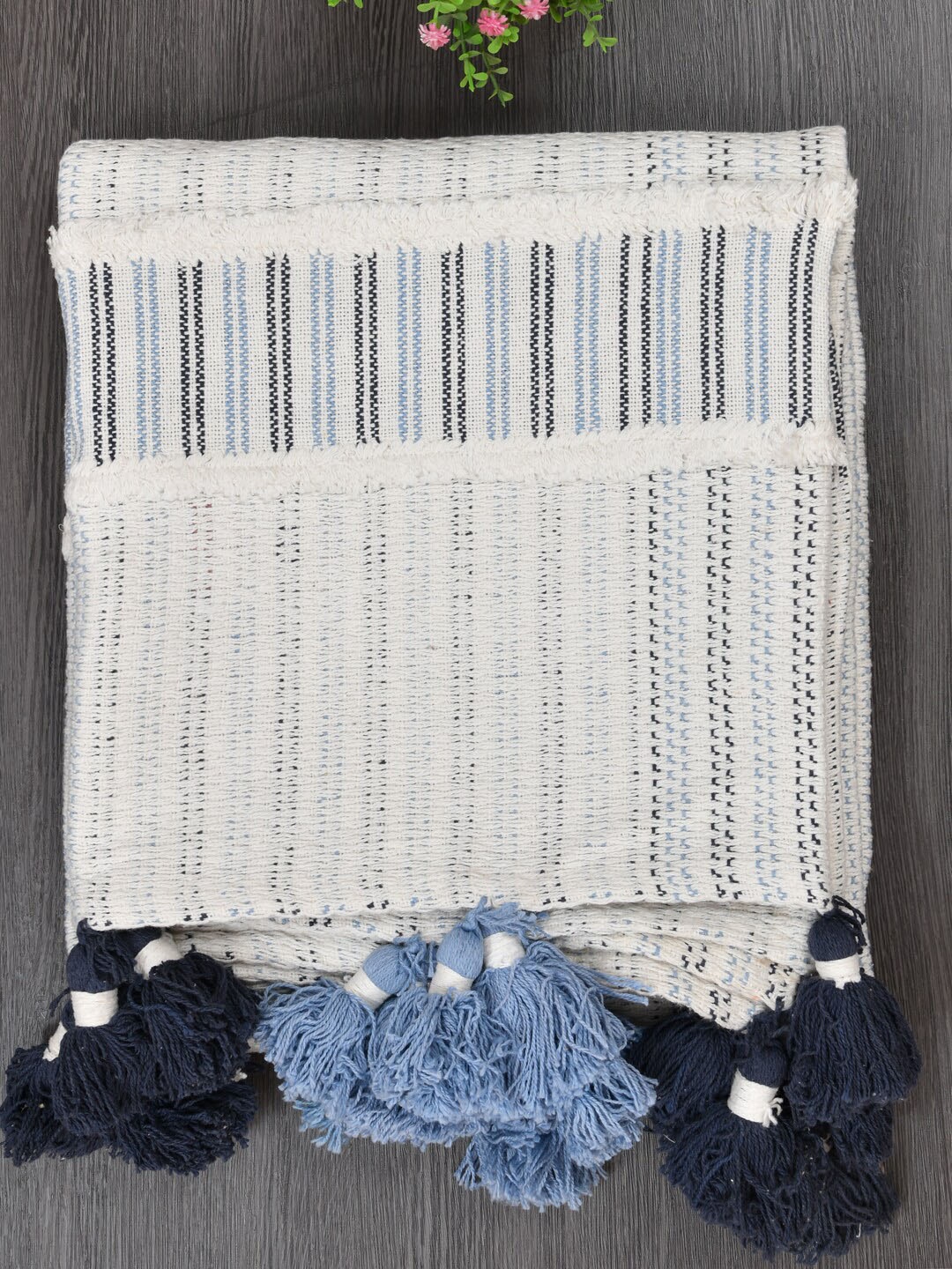 

Gulaab Jaipur White & Blue Self-Design Cotton Throws