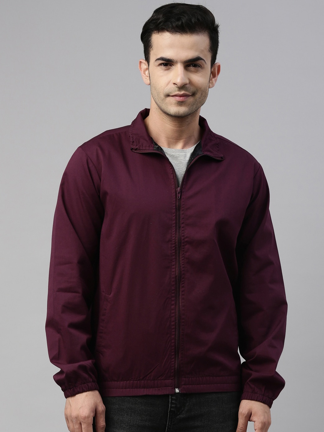 

CINOCCI Men Mock Collar Cotton Sporty Jacket, Maroon