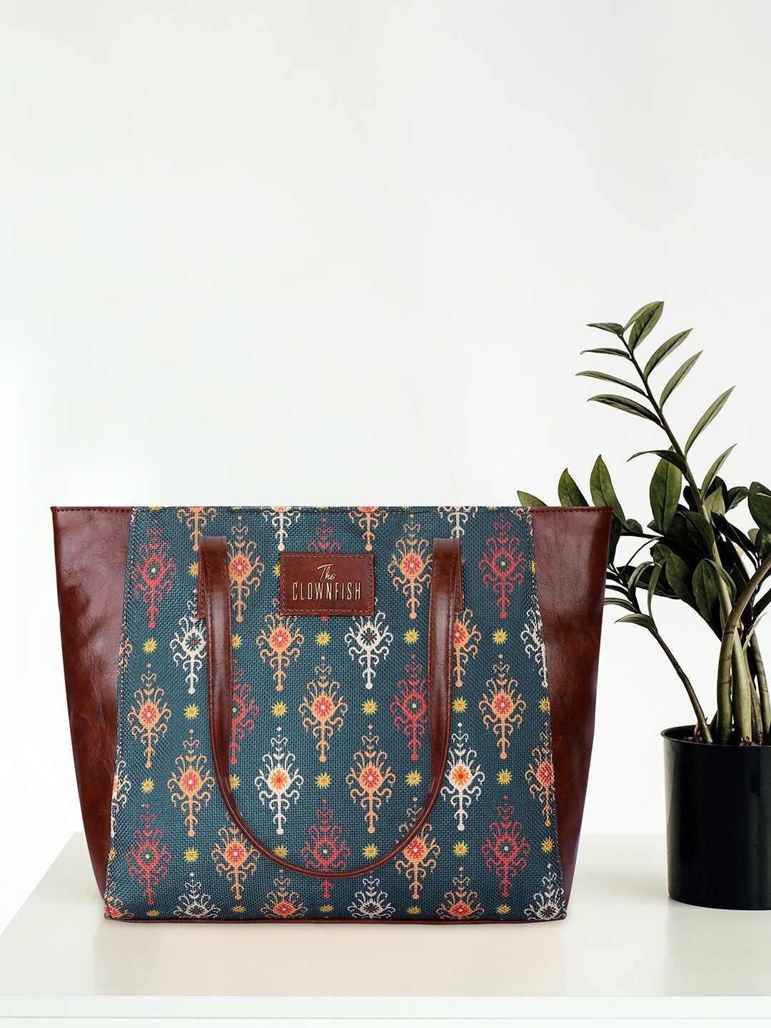 

THE CLOWNFISH Valentine Floral Printed Structured Tote Bag, Green