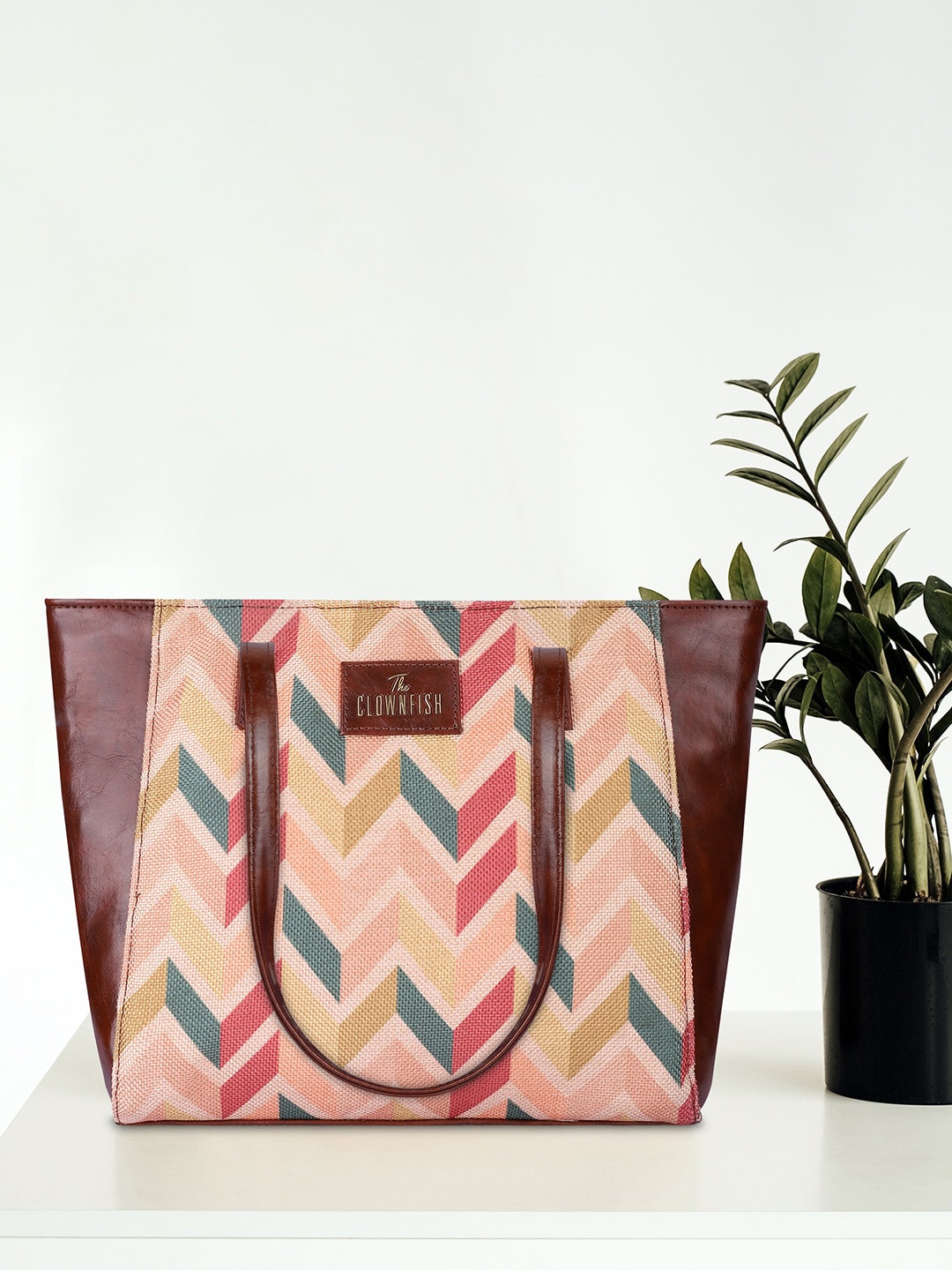 

THE CLOWNFISH Valentine Geometric Printed Structured Tote Bag, Cream