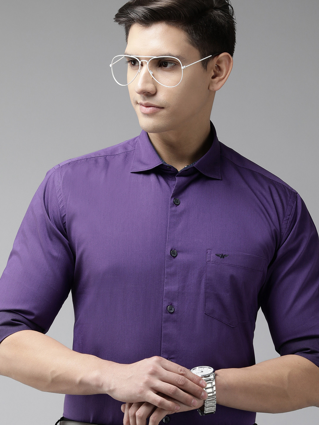 

Park Avenue Men Solid Slim Fit Spread Collar Casual Shirt, Violet