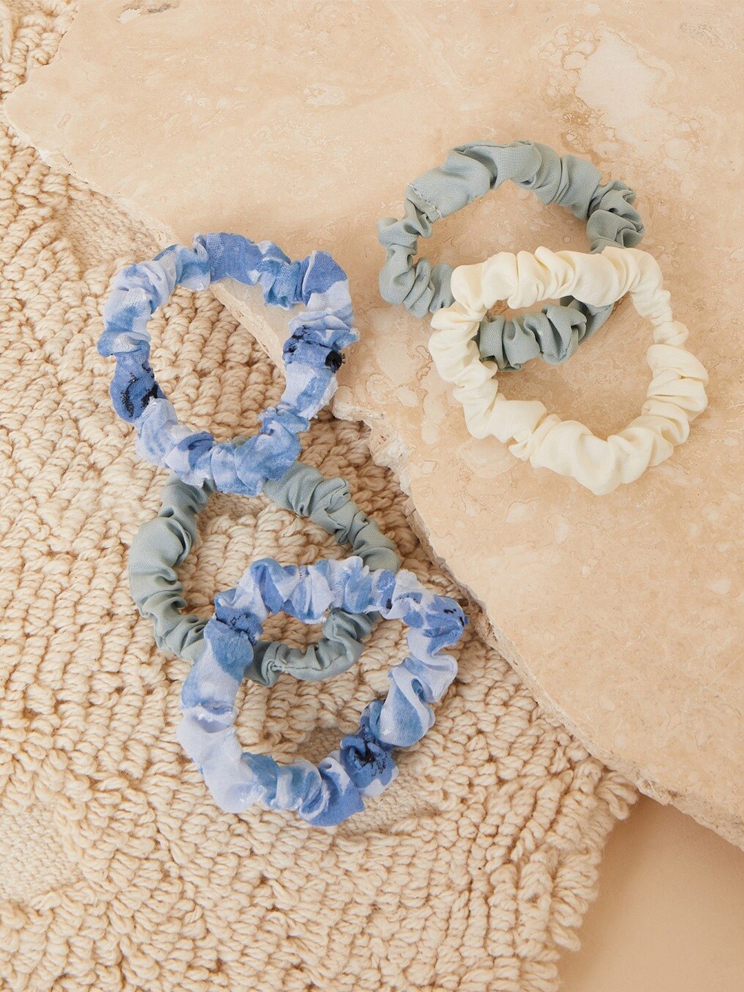 

Accessorize Women Set of 5 Hair Scrunchies, Blue