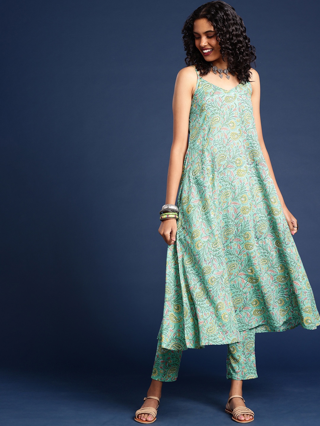 

Taavi Sanganeri Block Printed Regular Pure Cotton Kurta with Trousers, Green