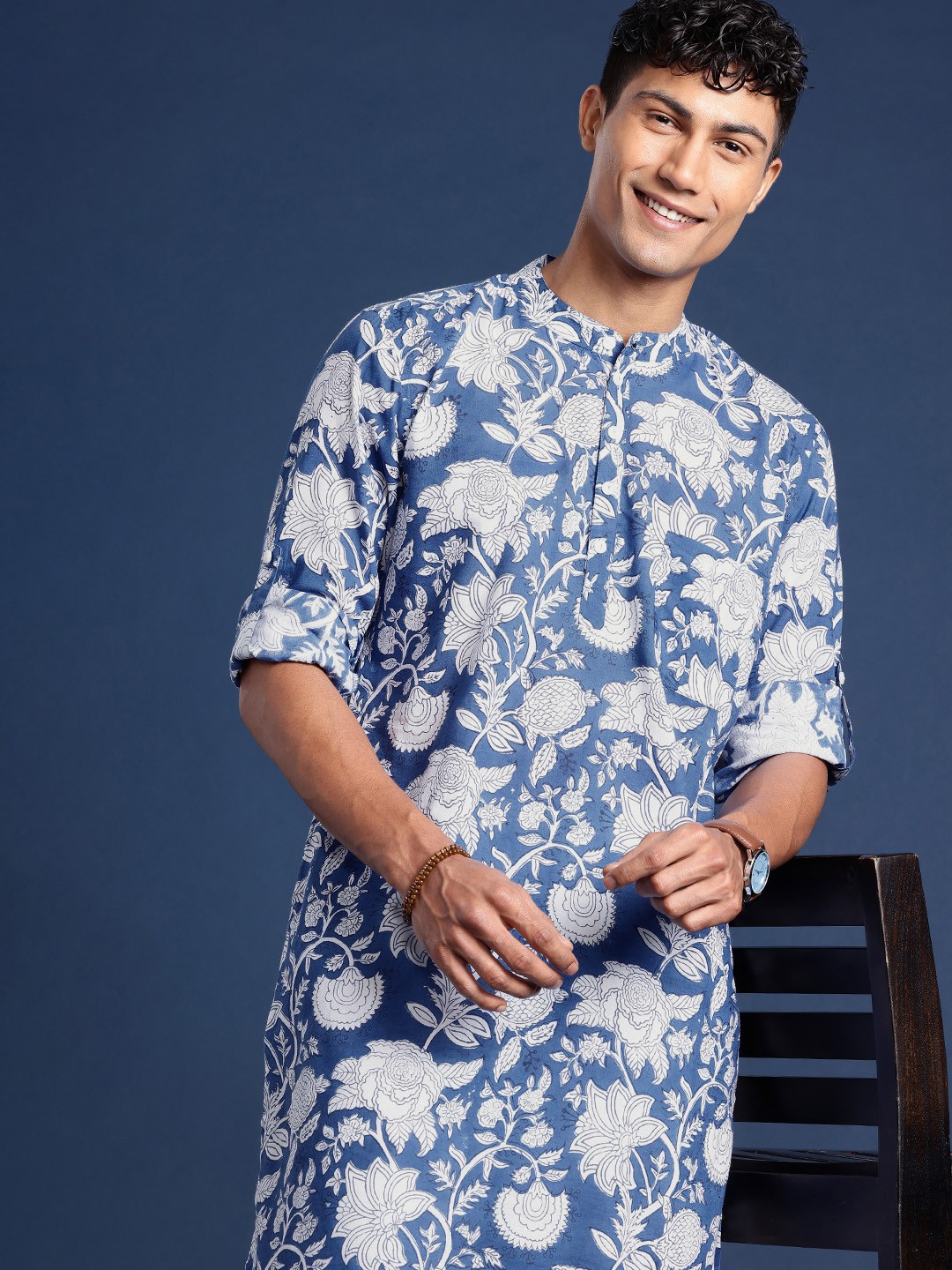 

Taavi Sanganeri Block Print Pure Cotton Floral Printed Floral Kurta, Blue