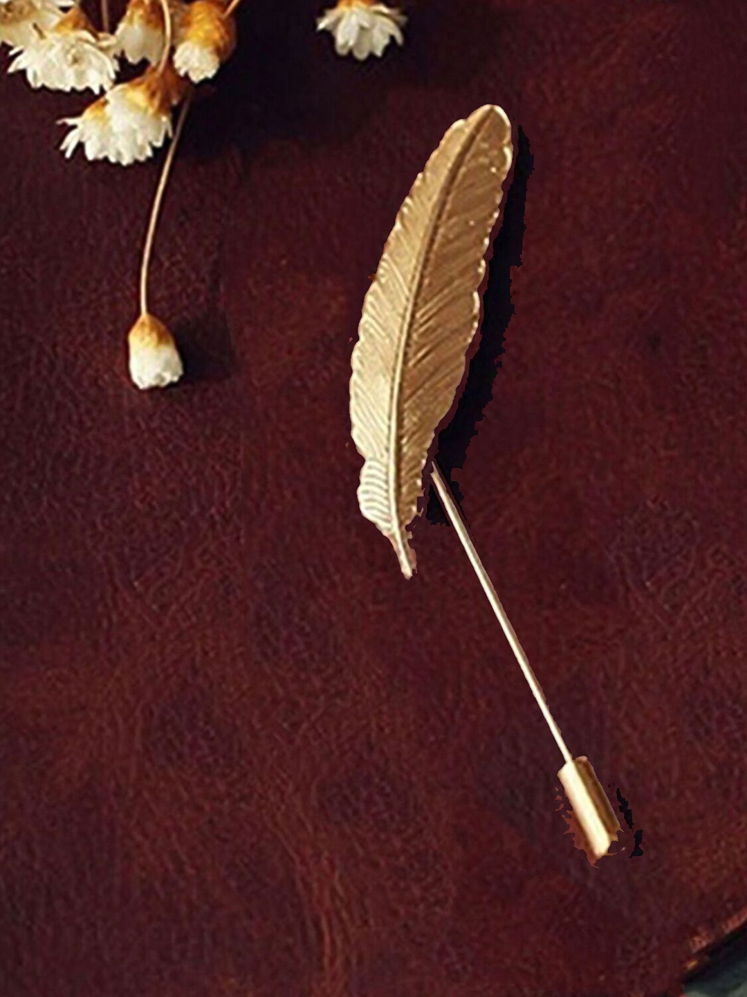 

Mahi Men Elegant Leaf Lapel Pin, Gold