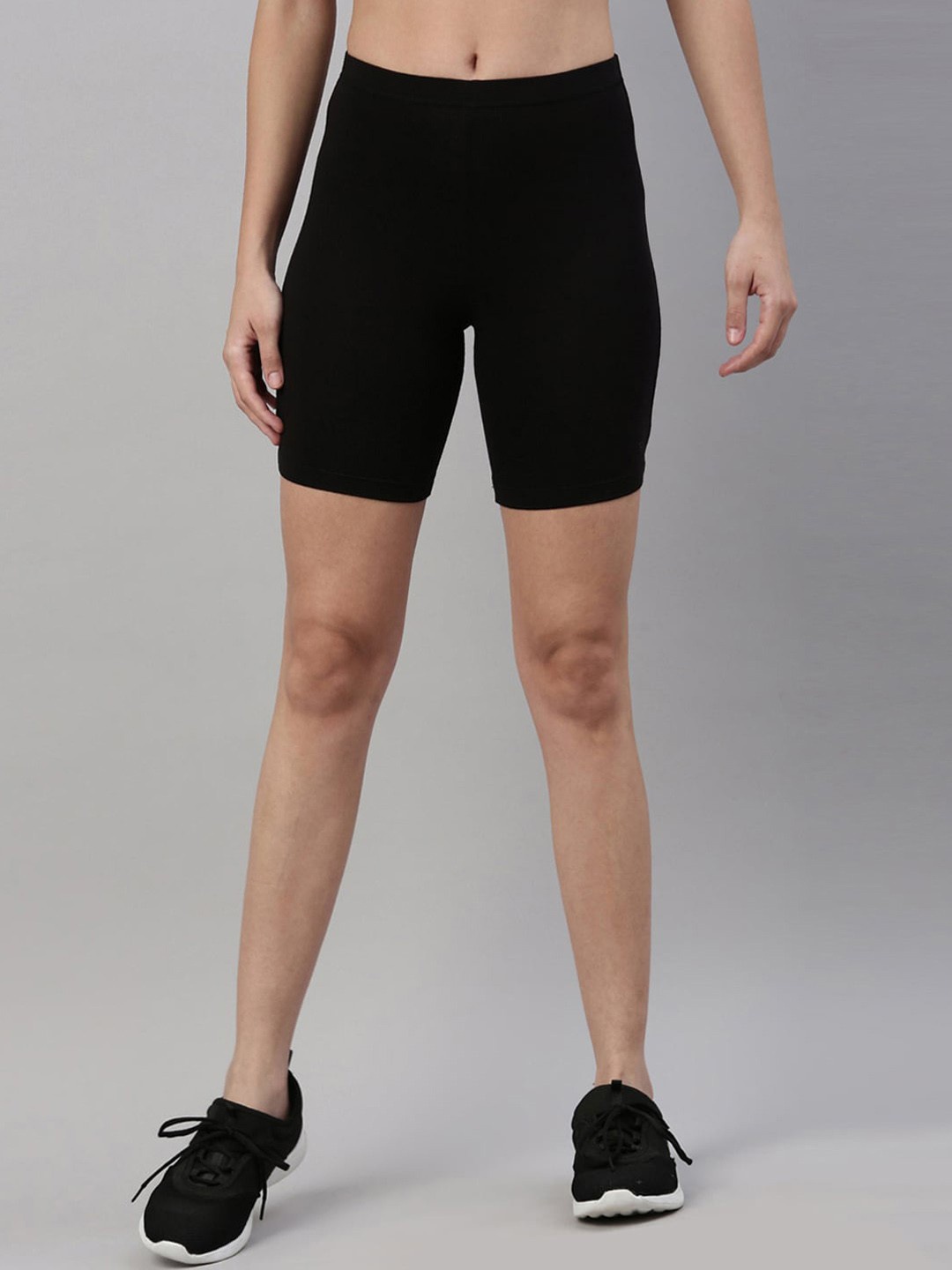 

TWIN BIRDS Women Slim Fit Pure Cotton Sports Shorts, Black