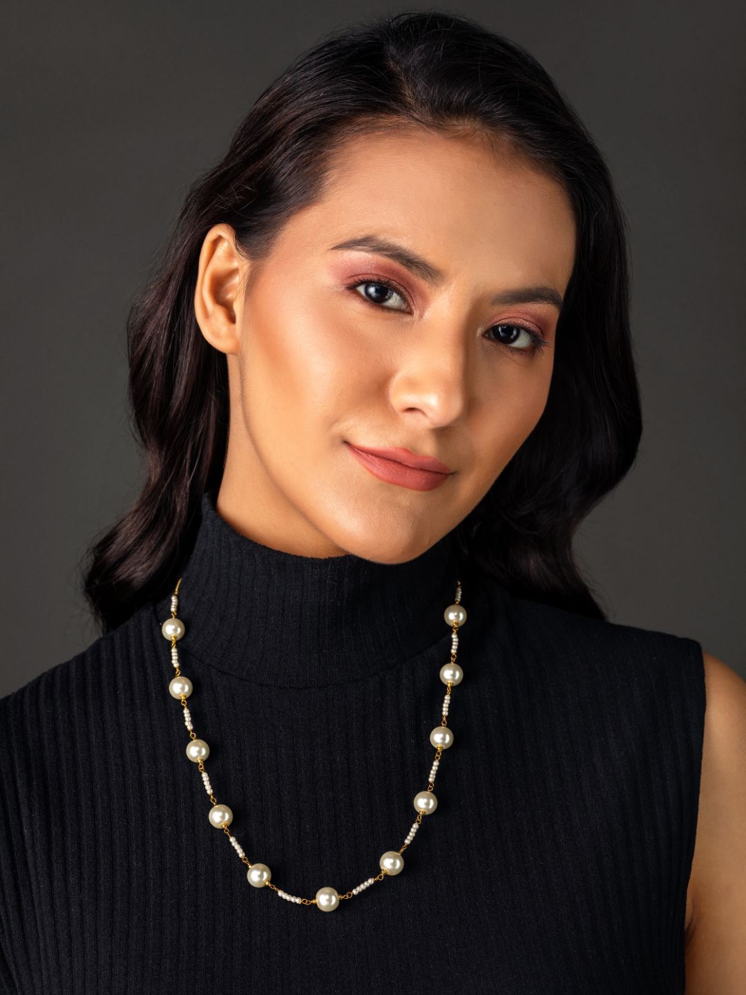 

Priyaasi Gold-Plated Beaded Necklace, White