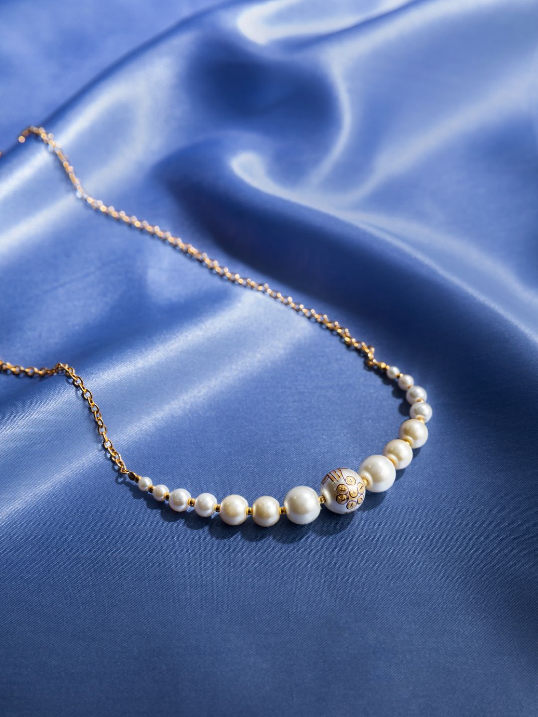 

Priyaasi Brass Gold-Plated Beaded Necklace, White