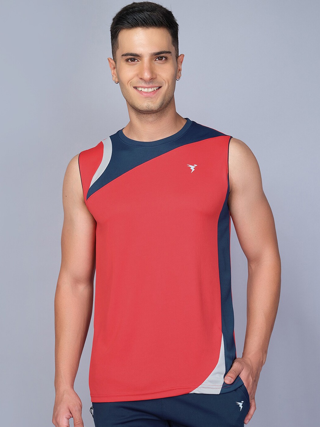 

Technosport Colourblocked Anti Odour Gym Vest, Red
