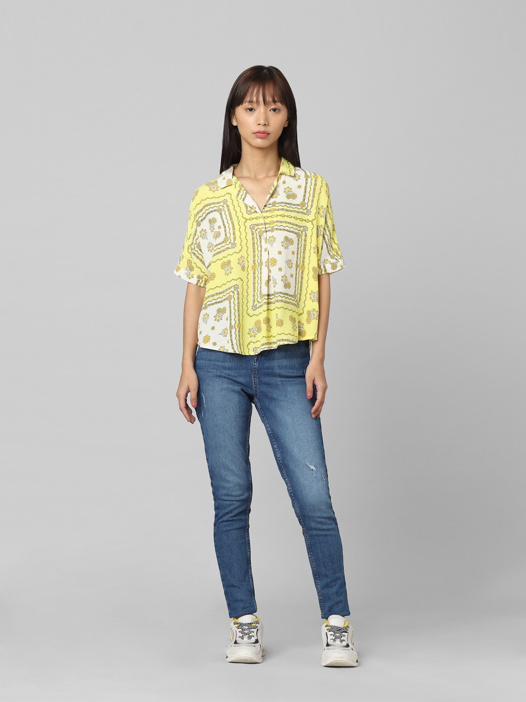 

ONLY Women Floral Printed Boxy Fit Extended Sleeves Casual Shirt, Yellow