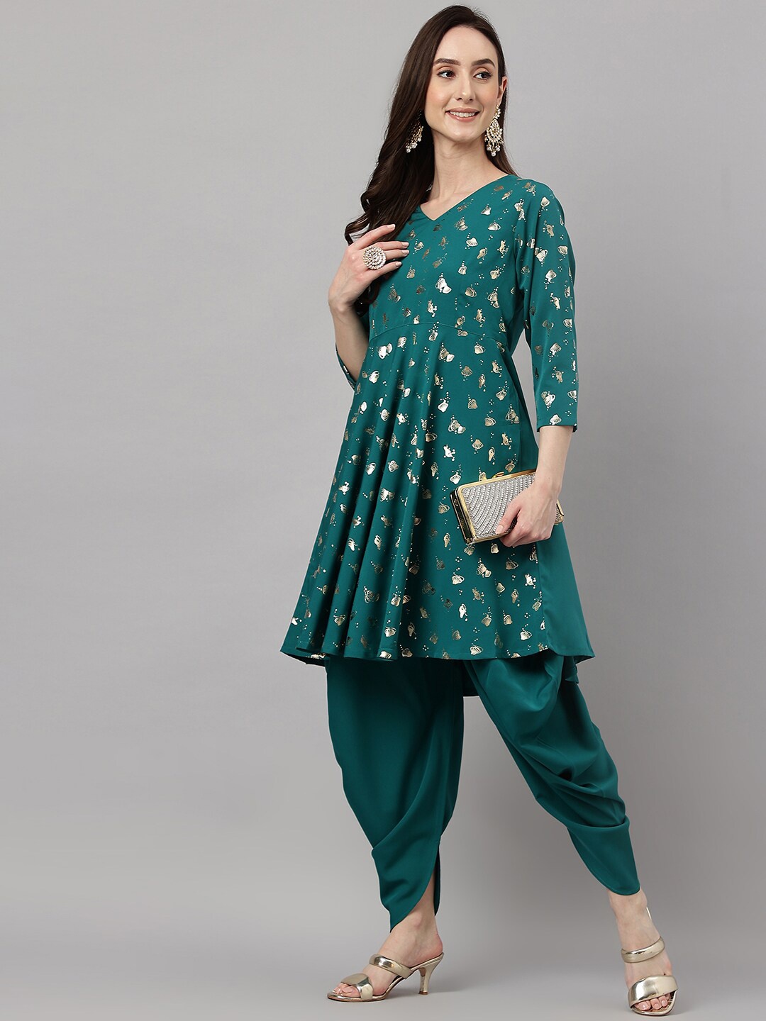 

Janasya Women Floral Printed Kurti with Dhoti Pants, Green