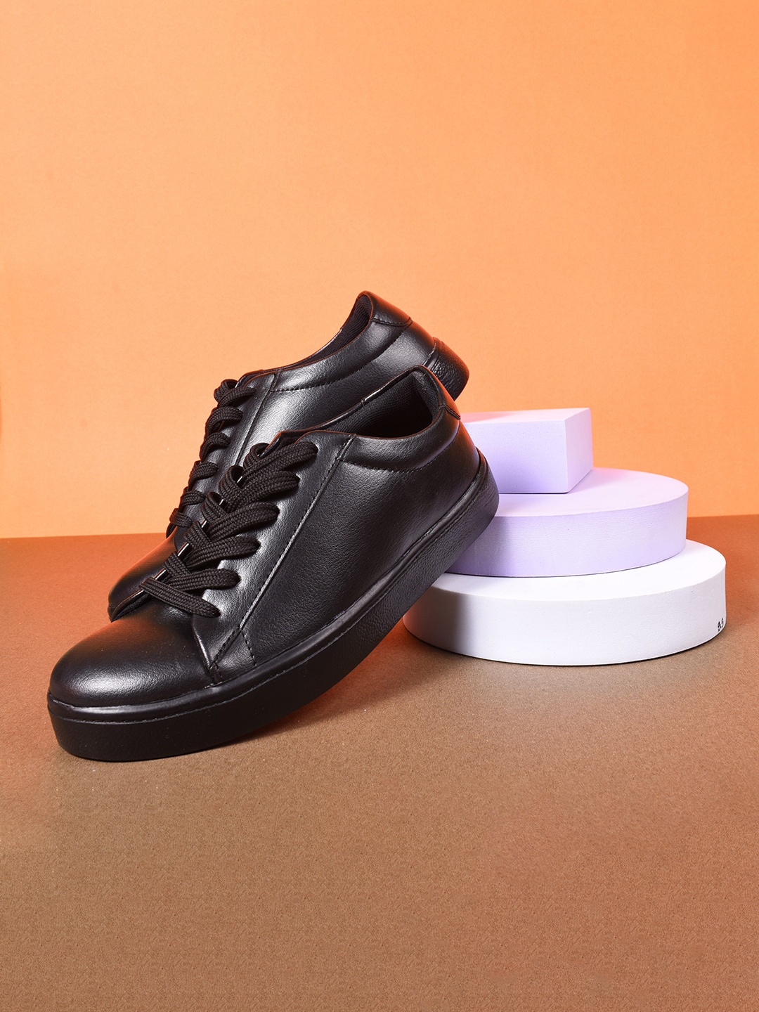 

Tokyo Talkies Women Lace-Up Sneakers, Black