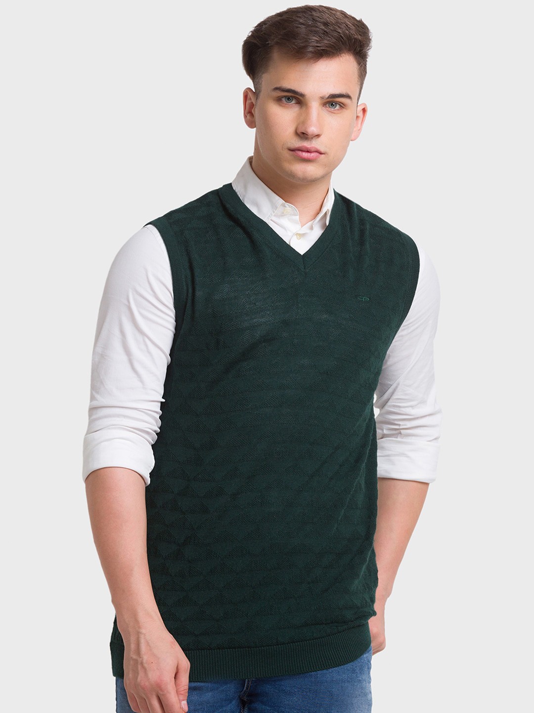 

ColorPlus Men Self Design V-Neck Wool Sweater Vest, Green
