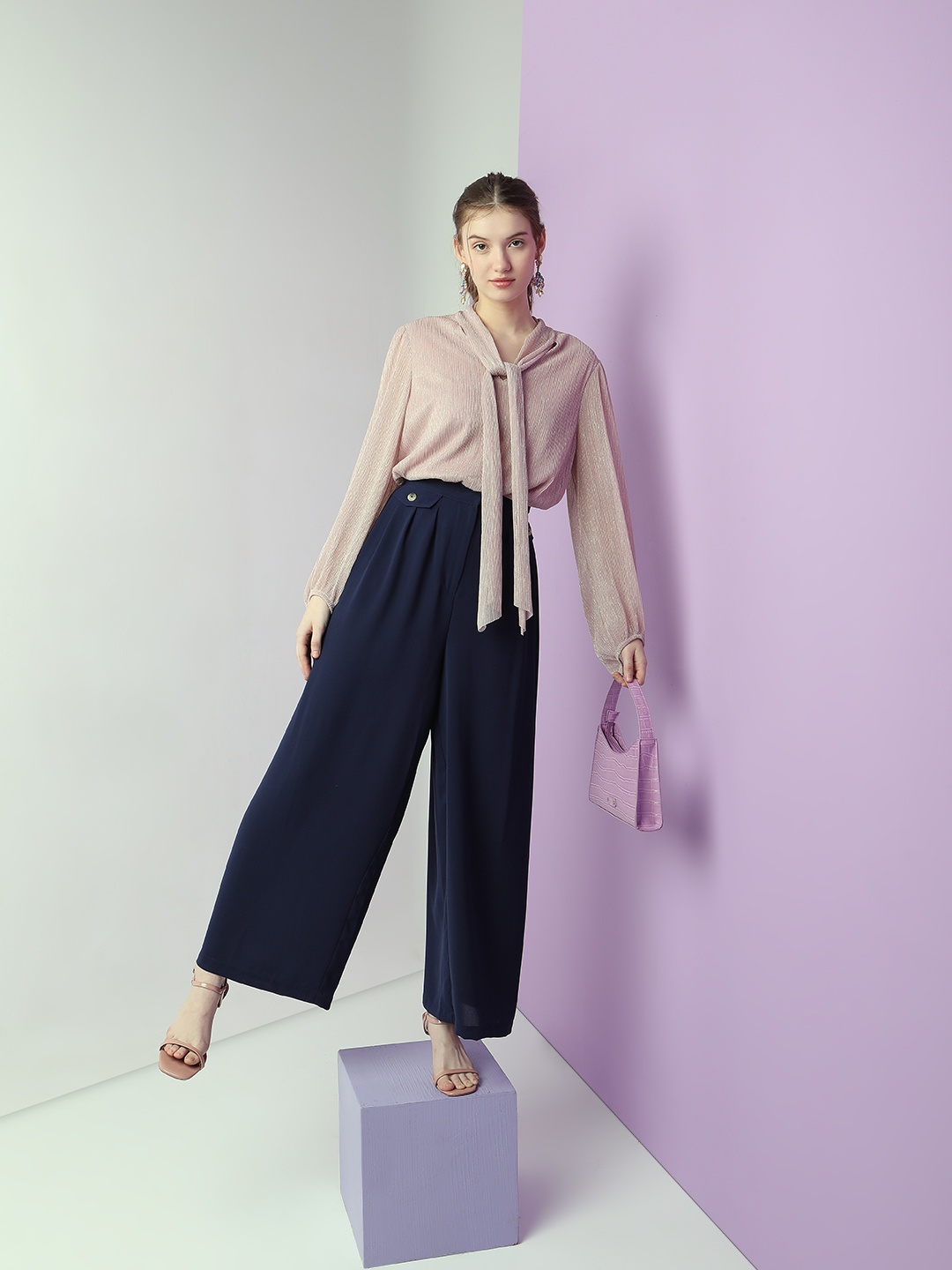 

Vero Moda Women Flared High-Rise Trousers, Navy blue