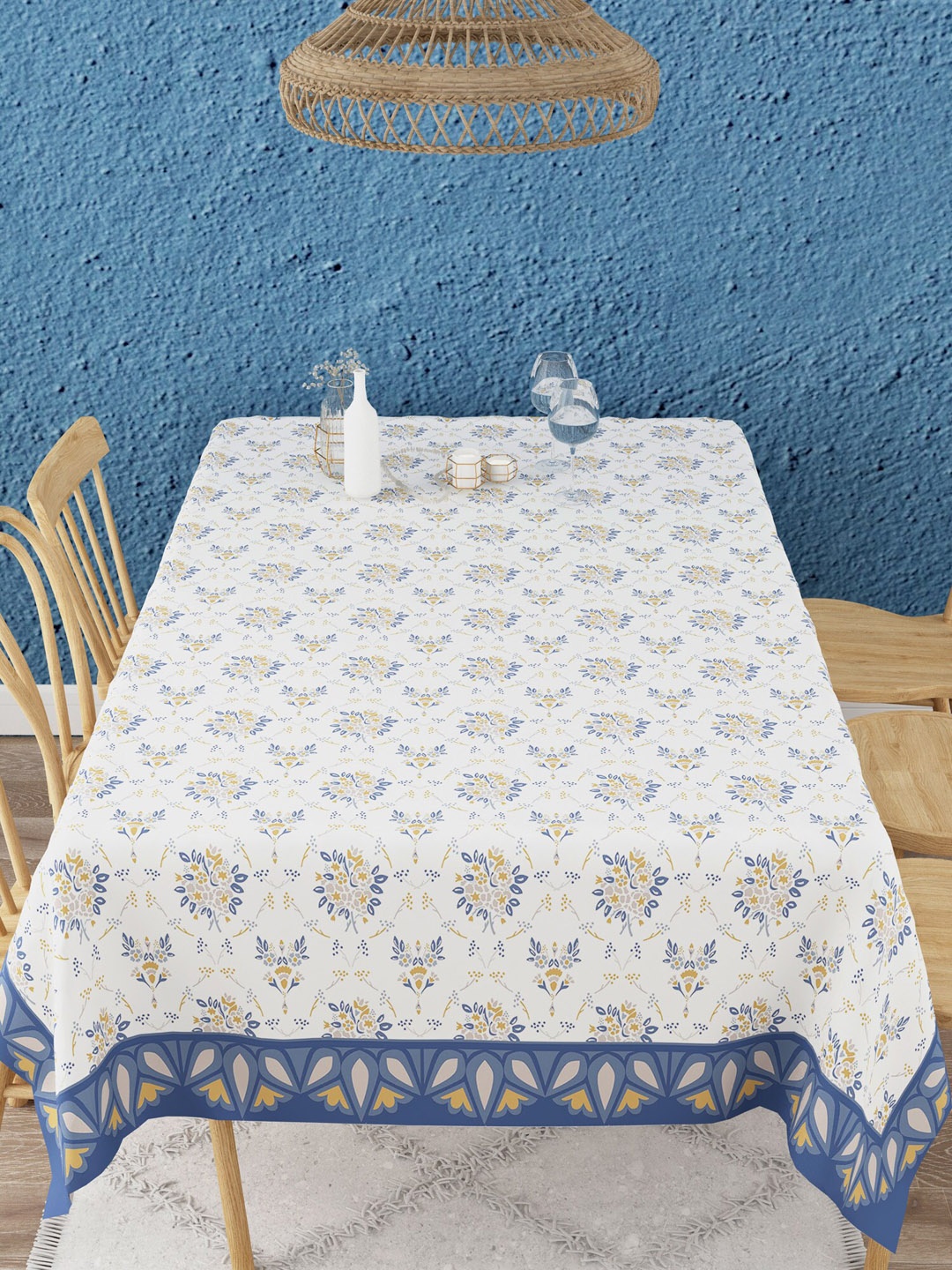 

EverHome Cream & Blue Floral Printed Cotton 6 Seater Table Cover