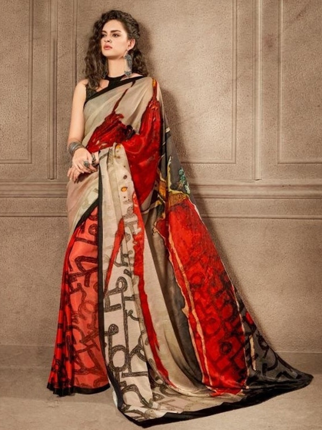 

SAPTRANGI Abstract Printed Saree, Red