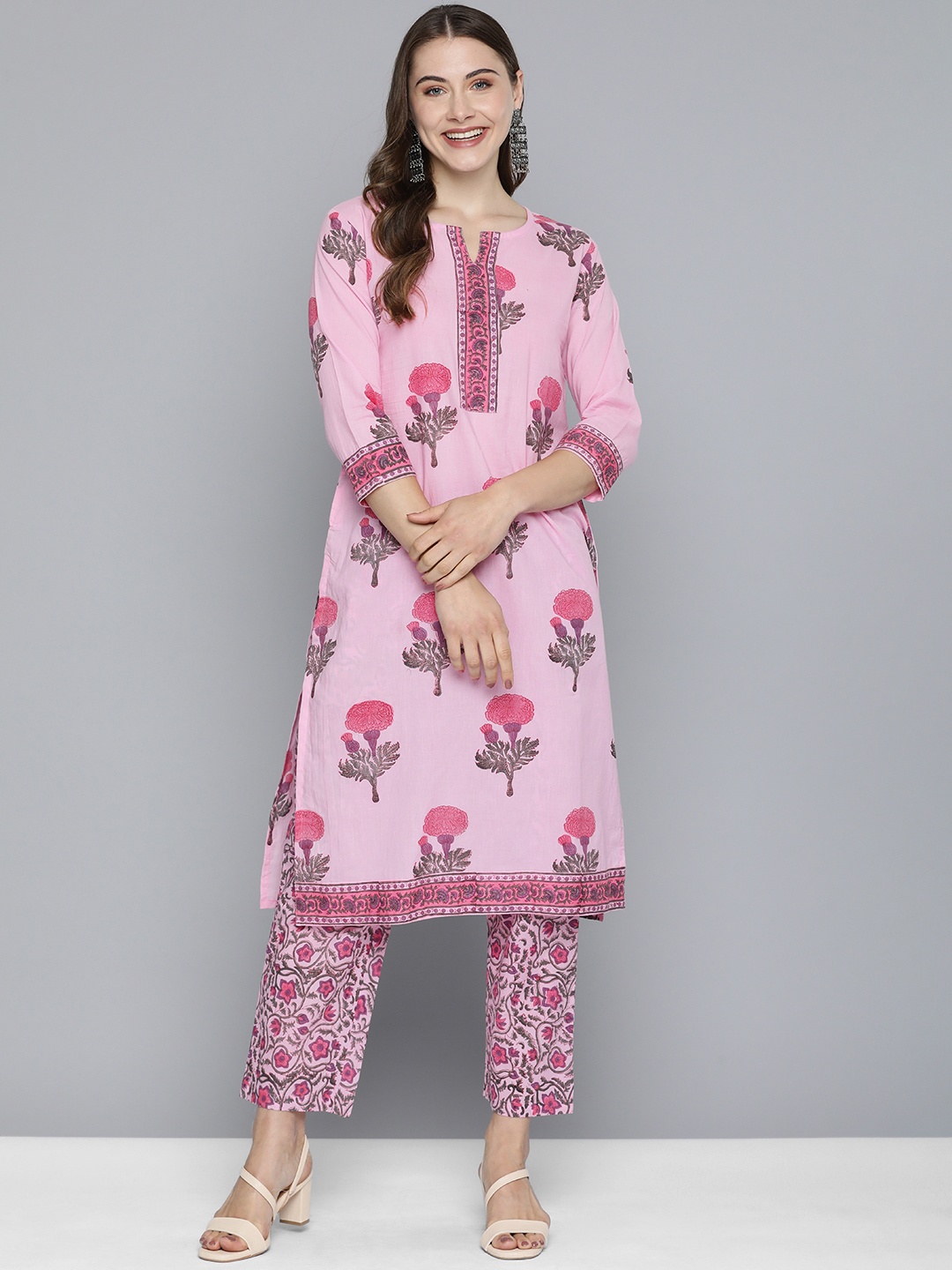 

HERE&NOW Women Floral Printed Regular Pure Cotton Kurta with Trousers, Pink