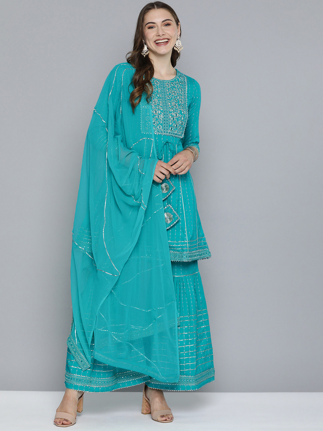 

HERE&NOW Floral Yoke Design Regular Beads and Stones Pure Cotton Kurta with Sharara &, Turquoise blue