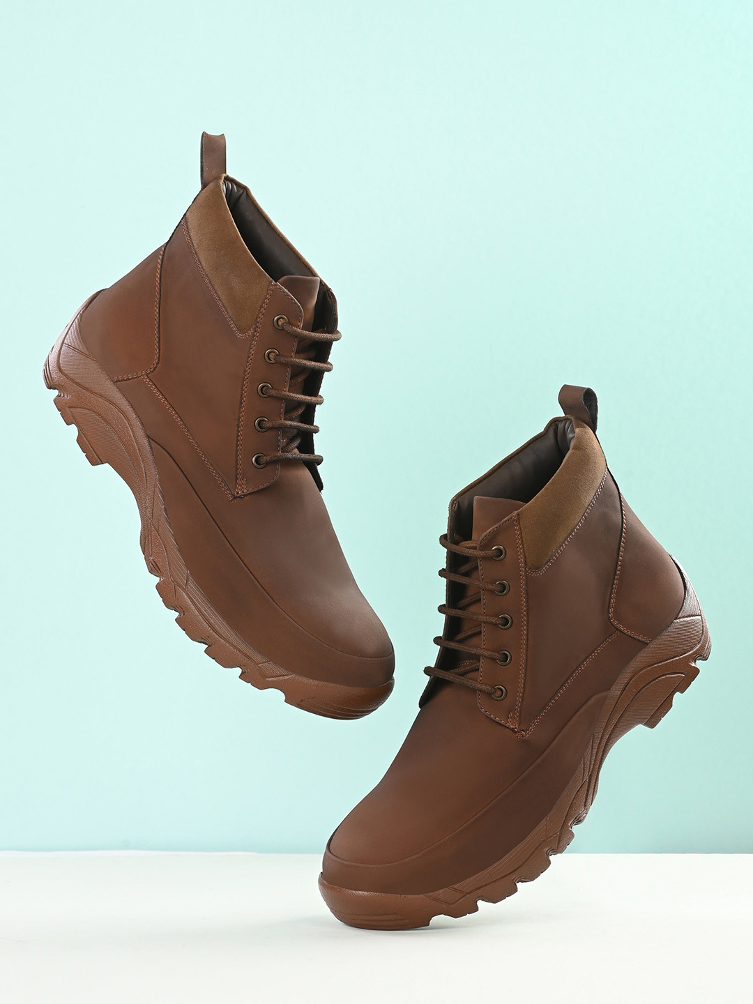 

Roadster Lifestyle Co. Men Lace-Up Regular Boots, Brown