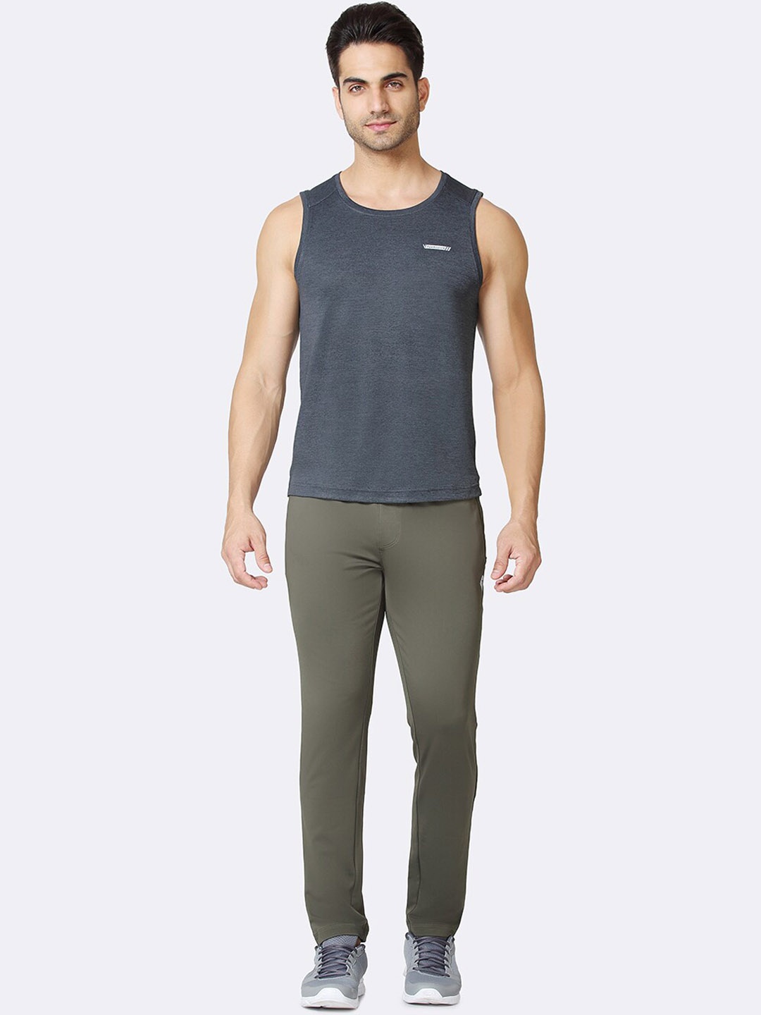 

Van Heusen Performance Men Solid Swift Dry 4 Way Stretch Trackpant, Olive