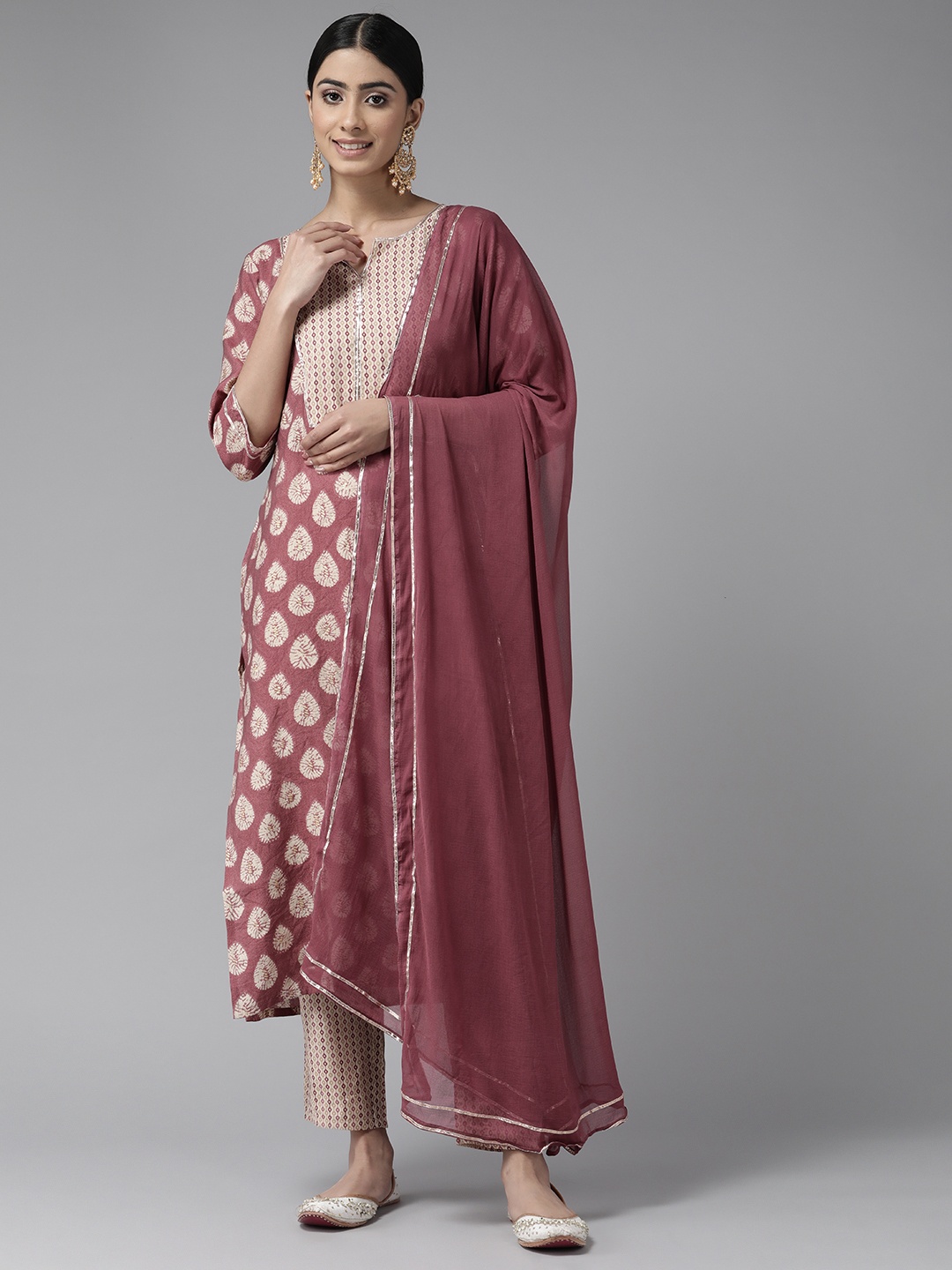 

Ginni Arora Label Ethnic Motifs Printed Chanderi Silk Kurta with Trousers & Dupatta, Maroon