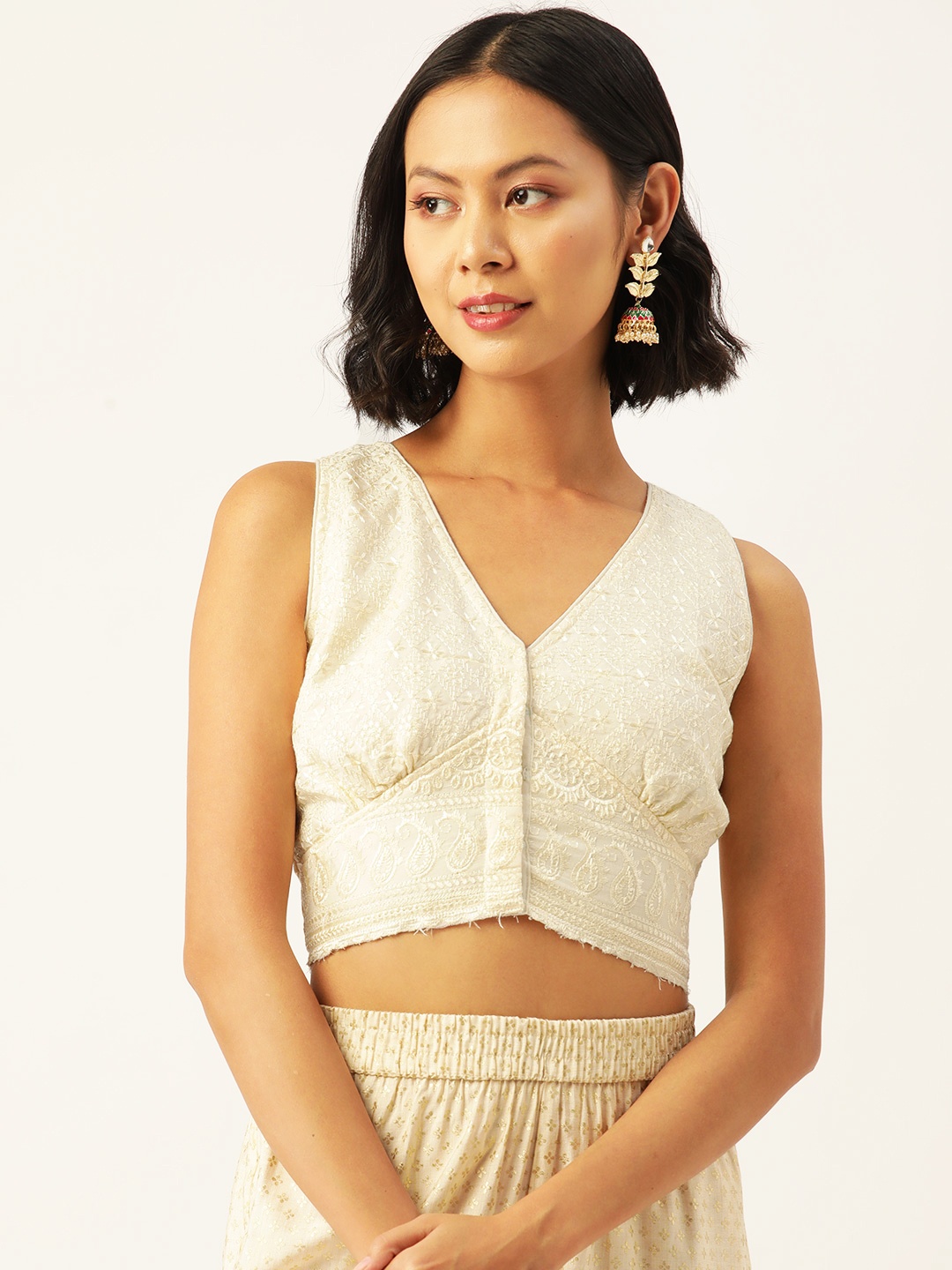 

Molcha Chikankari Embroidered Non Padded Cotton Saree Blouse, Off white