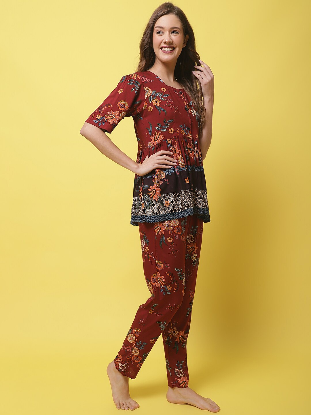 

Claura Women Floral Printed Night Suit, Maroon