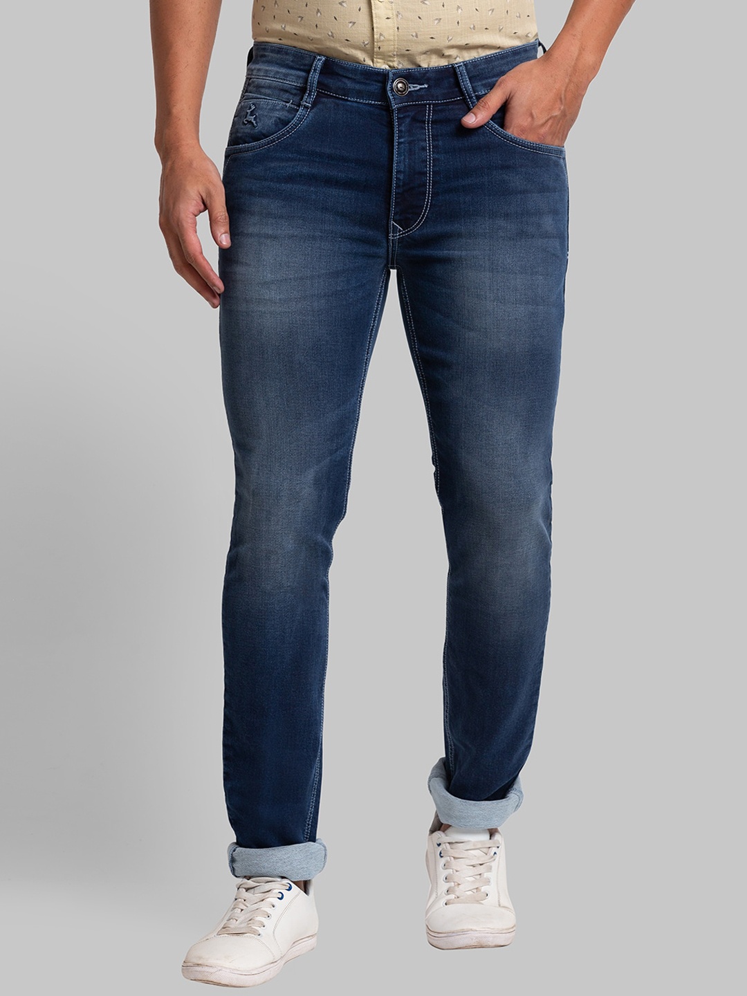 

Parx Men Tapered Fit Light Fade Jeans, Blue
