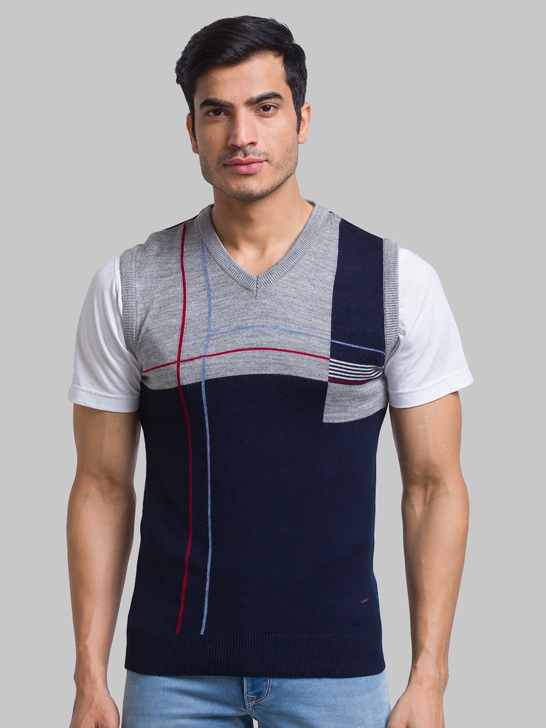 

Parx Men Colourblocked Knitted Acrylic Sweater Vest, Navy blue