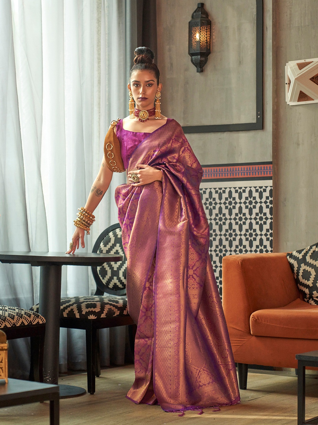 

Mitera Ethinic Motif Woven Design Zari Pure Silk Saree, Purple