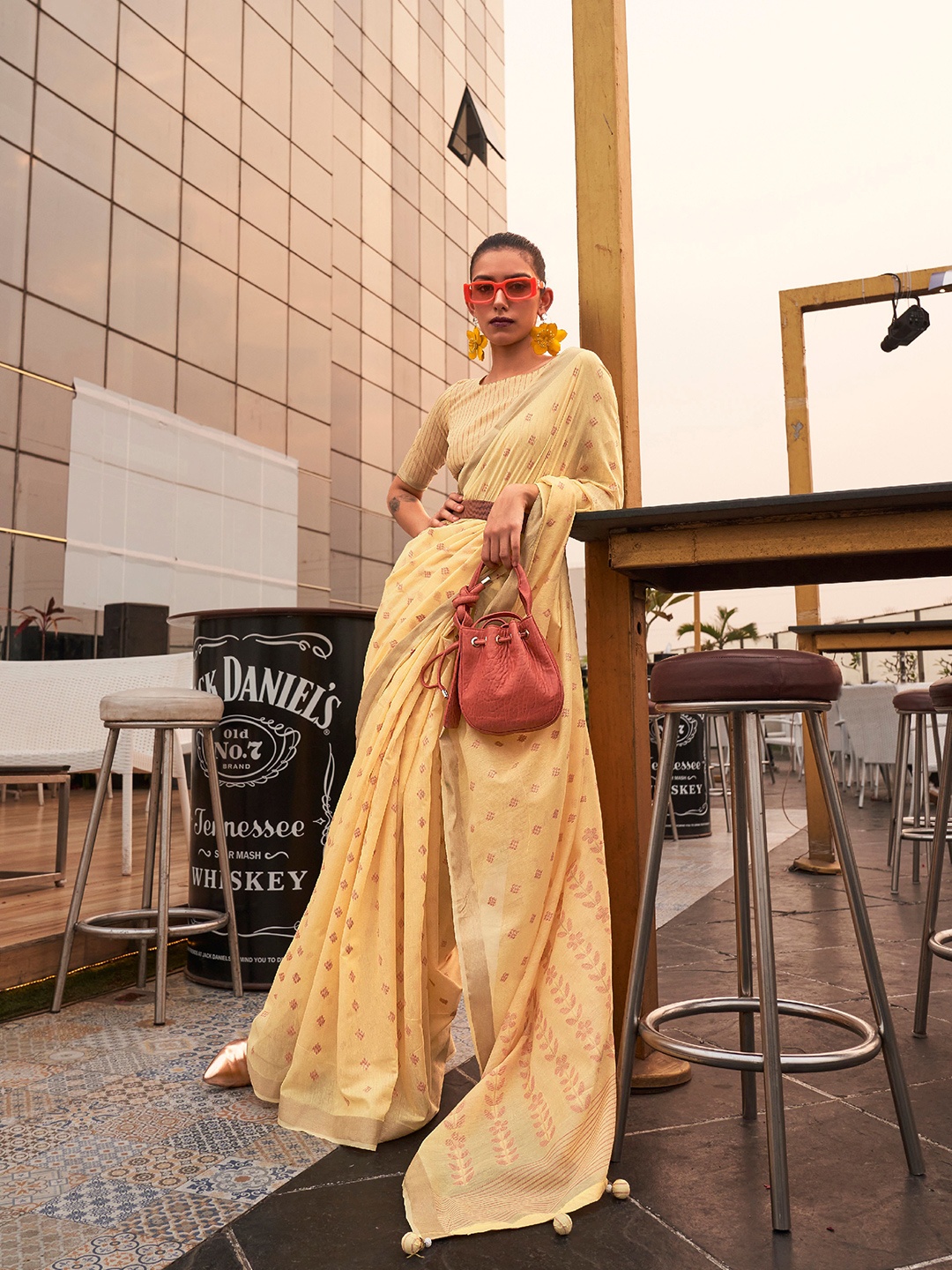 

Mitera Woven Design Zari Pure Silk Saree, Yellow