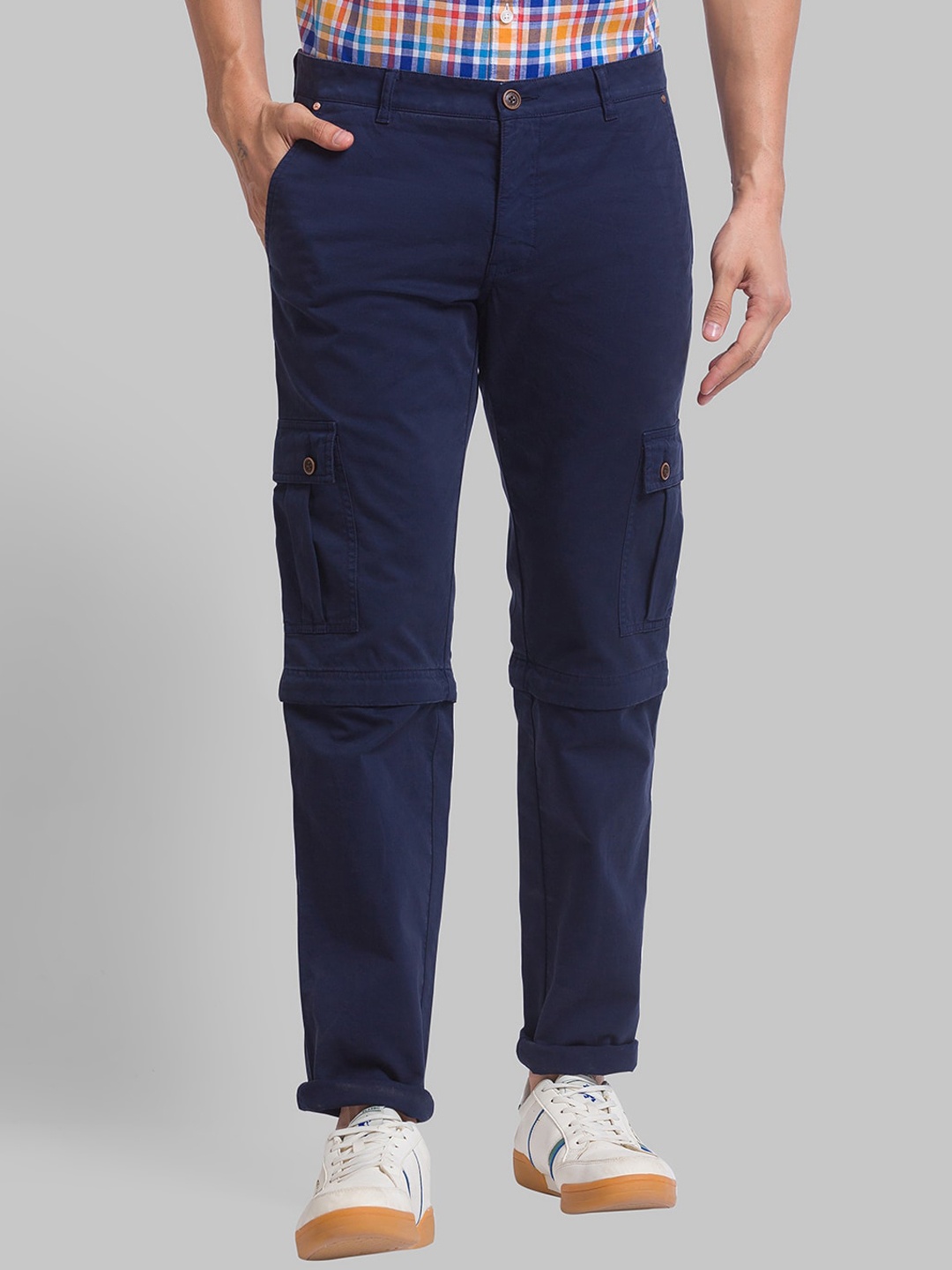 

Parx Men Mid-Rise Tapered Fit Cargos Trousers, Navy blue