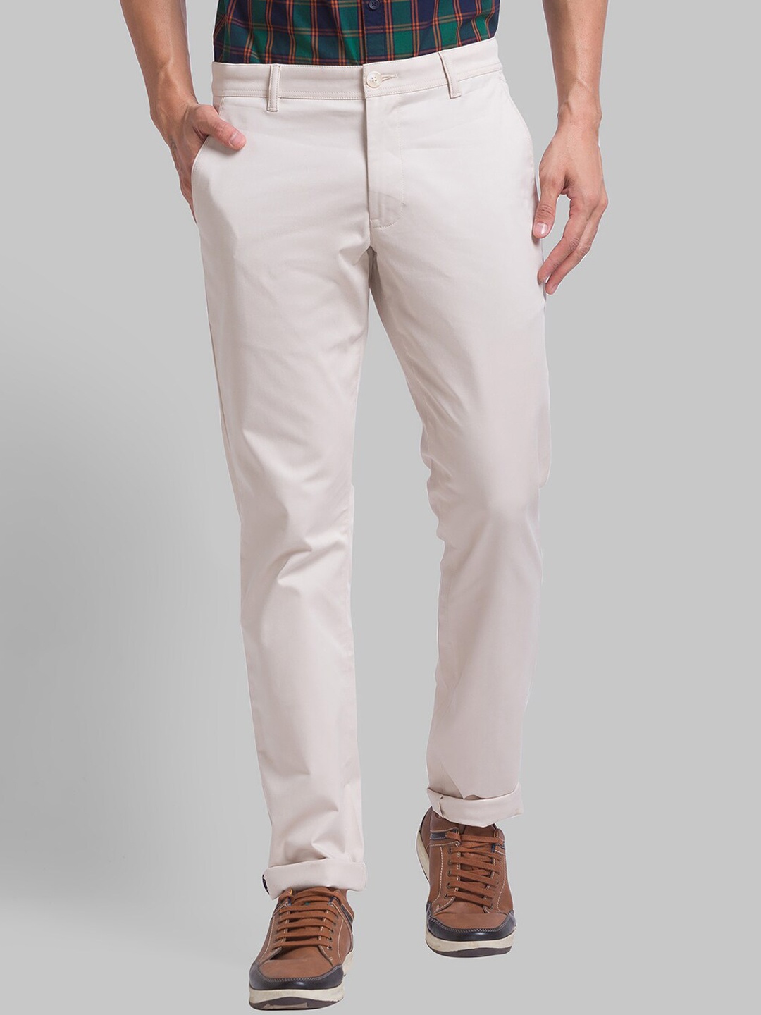 

Parx Men Tapered Fit Trousers, Off white