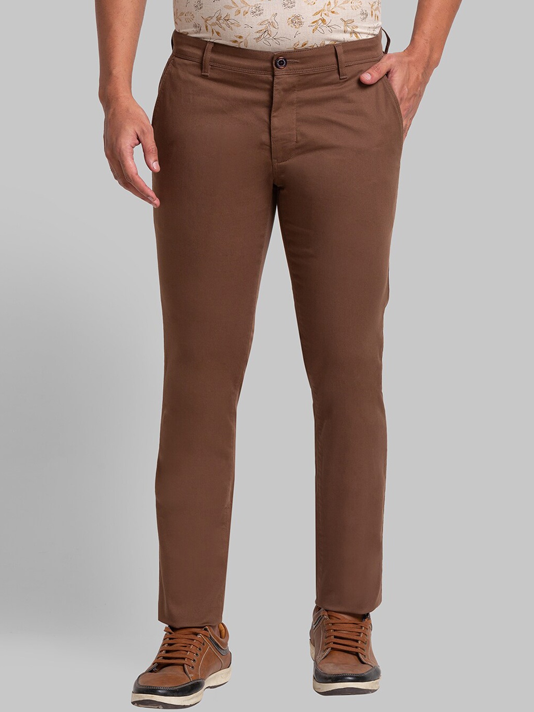 

Parx Men Mid Rise Tapered Fit Trousers, Brown