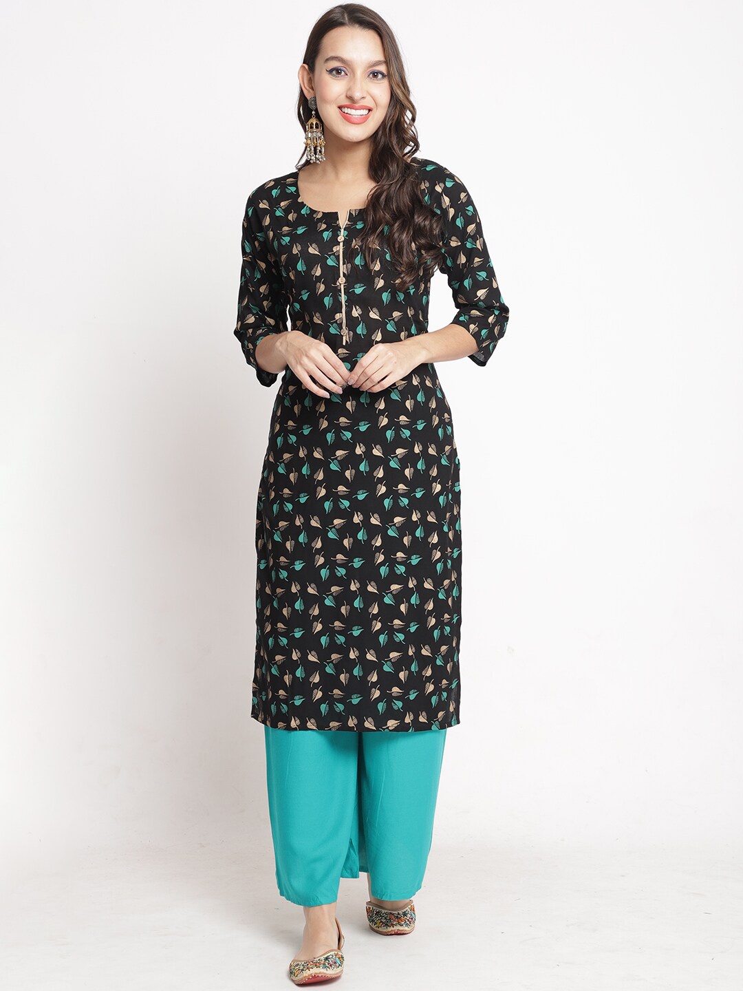 

GRACIT Women Black Printed Kurti with Palazzos