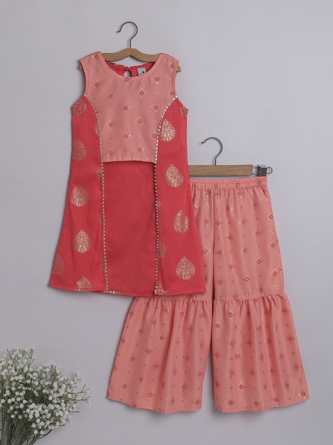 

The Magic Wand Ethnic Motifs Printed Kurta with Sharara, Peach