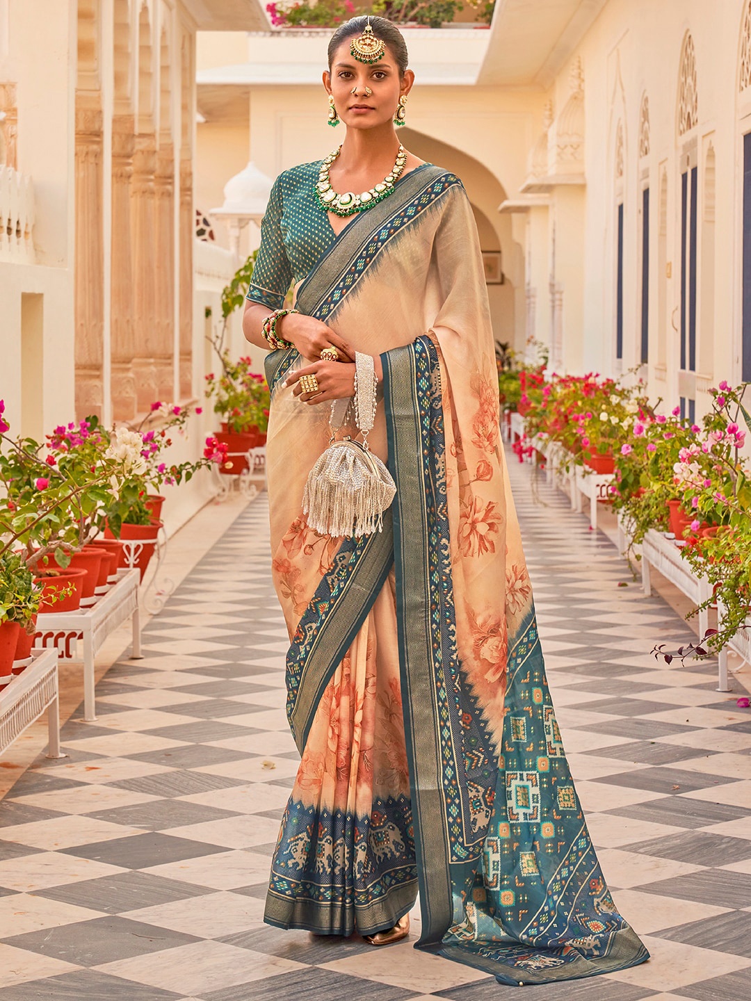 

Anouk Floral Printed Zari Silk Blend Patola Saree, Peach