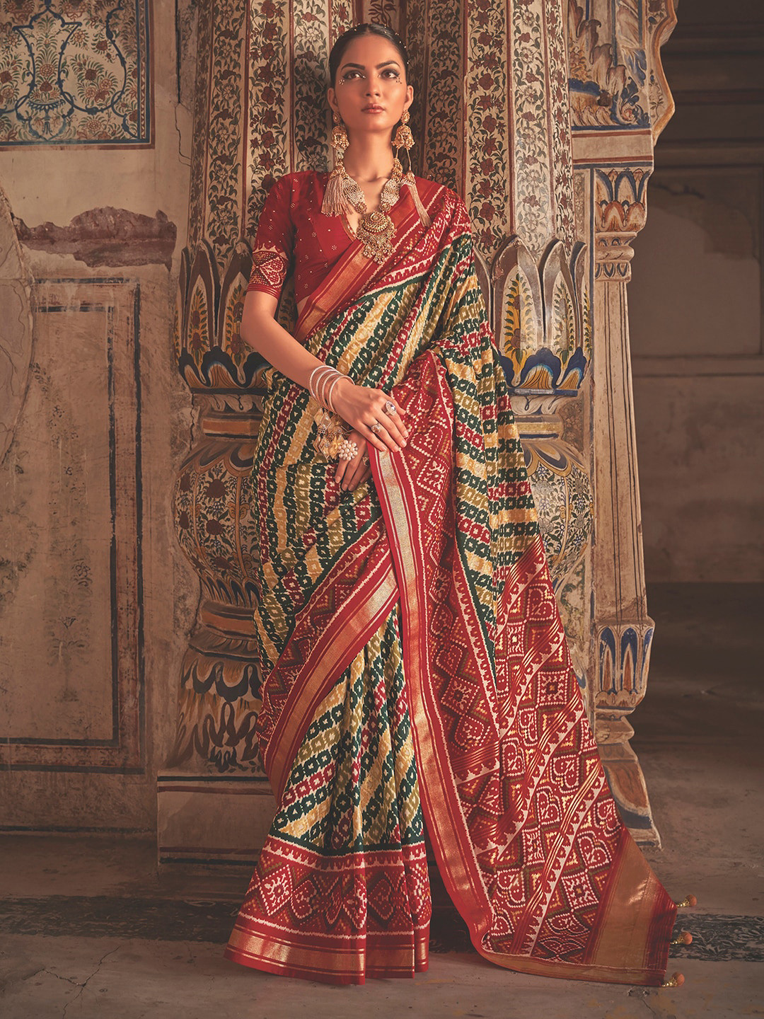 

Anouk Ethnic Motifs Printed Zari Silk Blend Pochampally Saree, Green