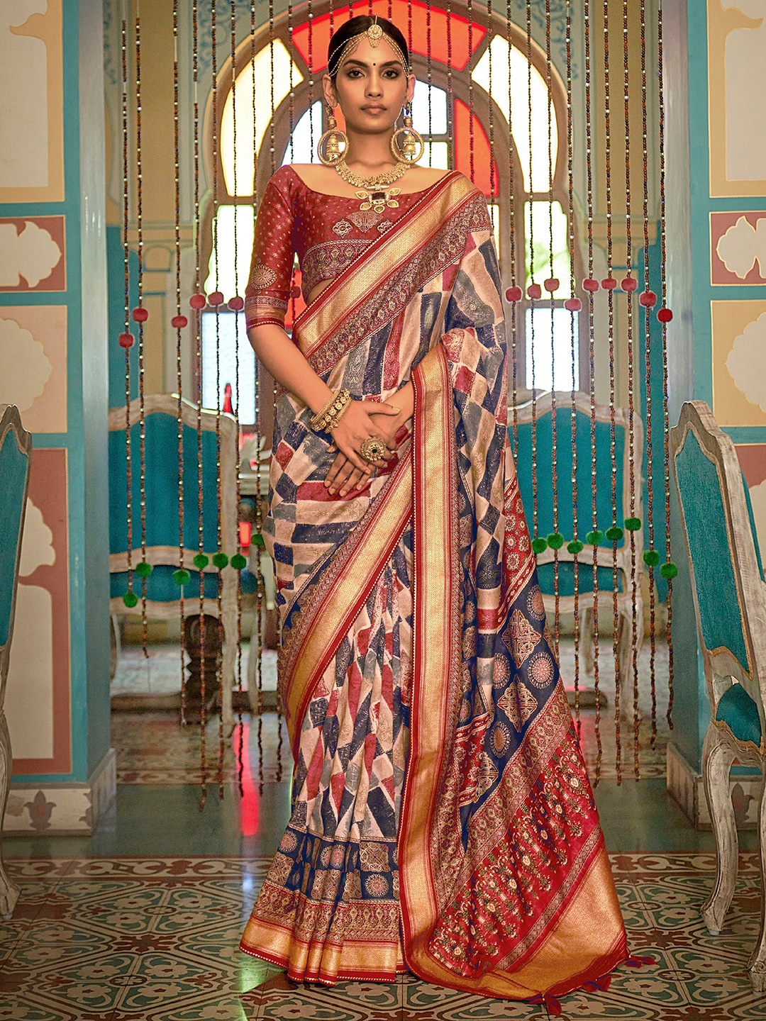 

Anouk Printed Zari Silk Blend Banarasi Saree, Brown