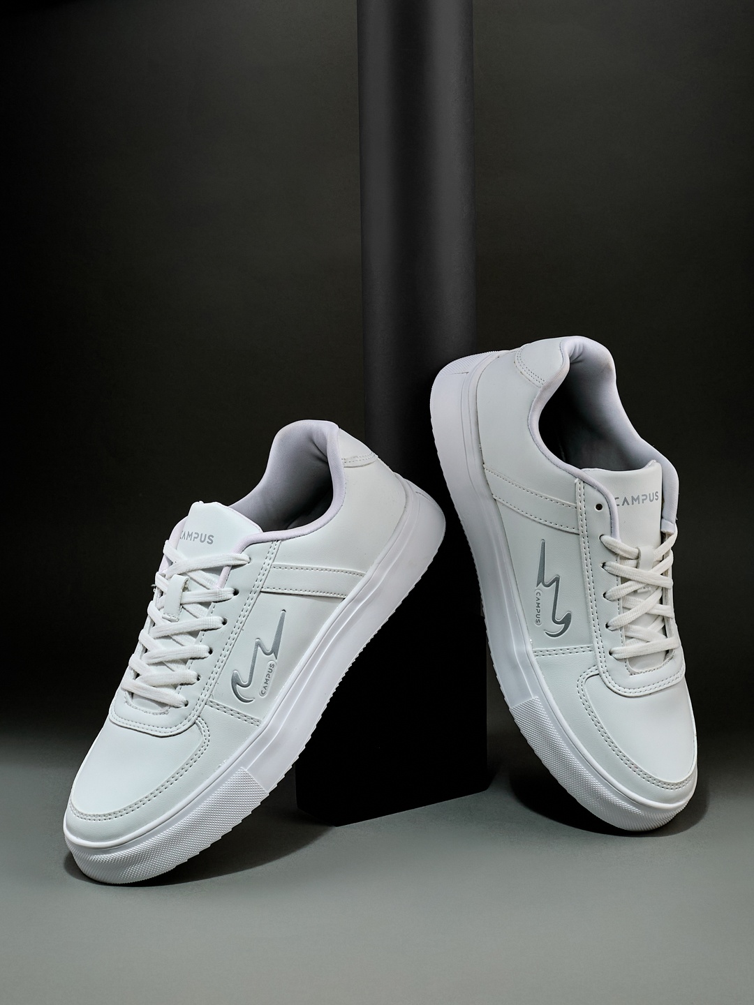 

Campus CAMP CLINT Women Lace-Up Sneakers, White