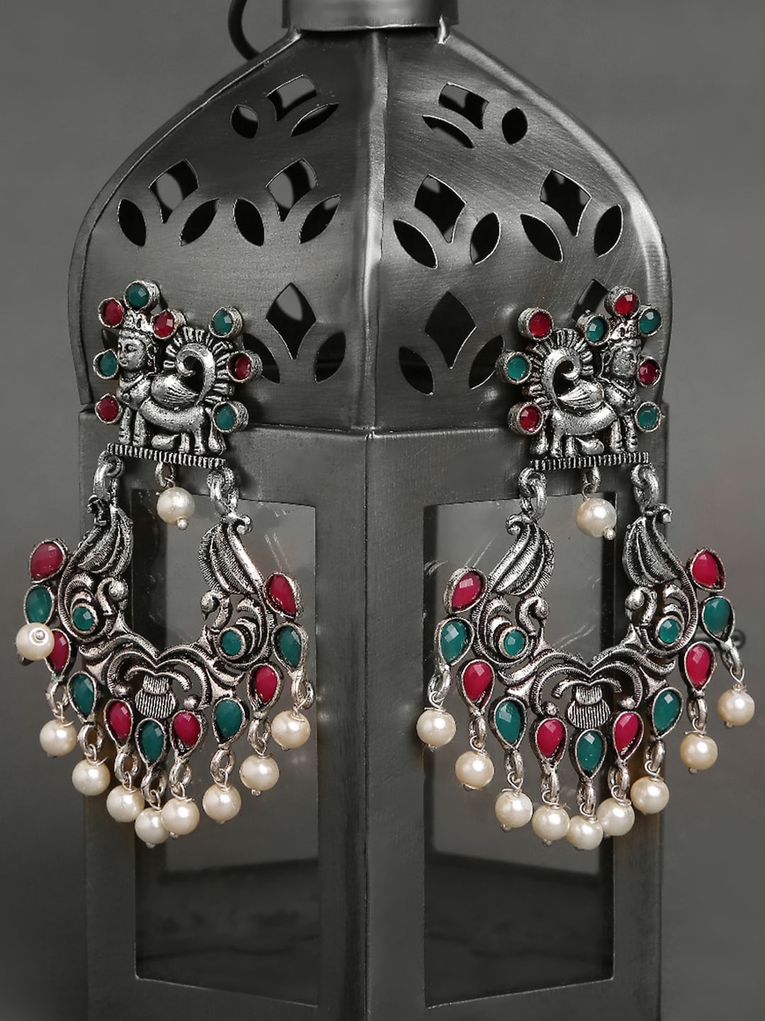 

OOMPH Contemporary Drop Earrings, Maroon