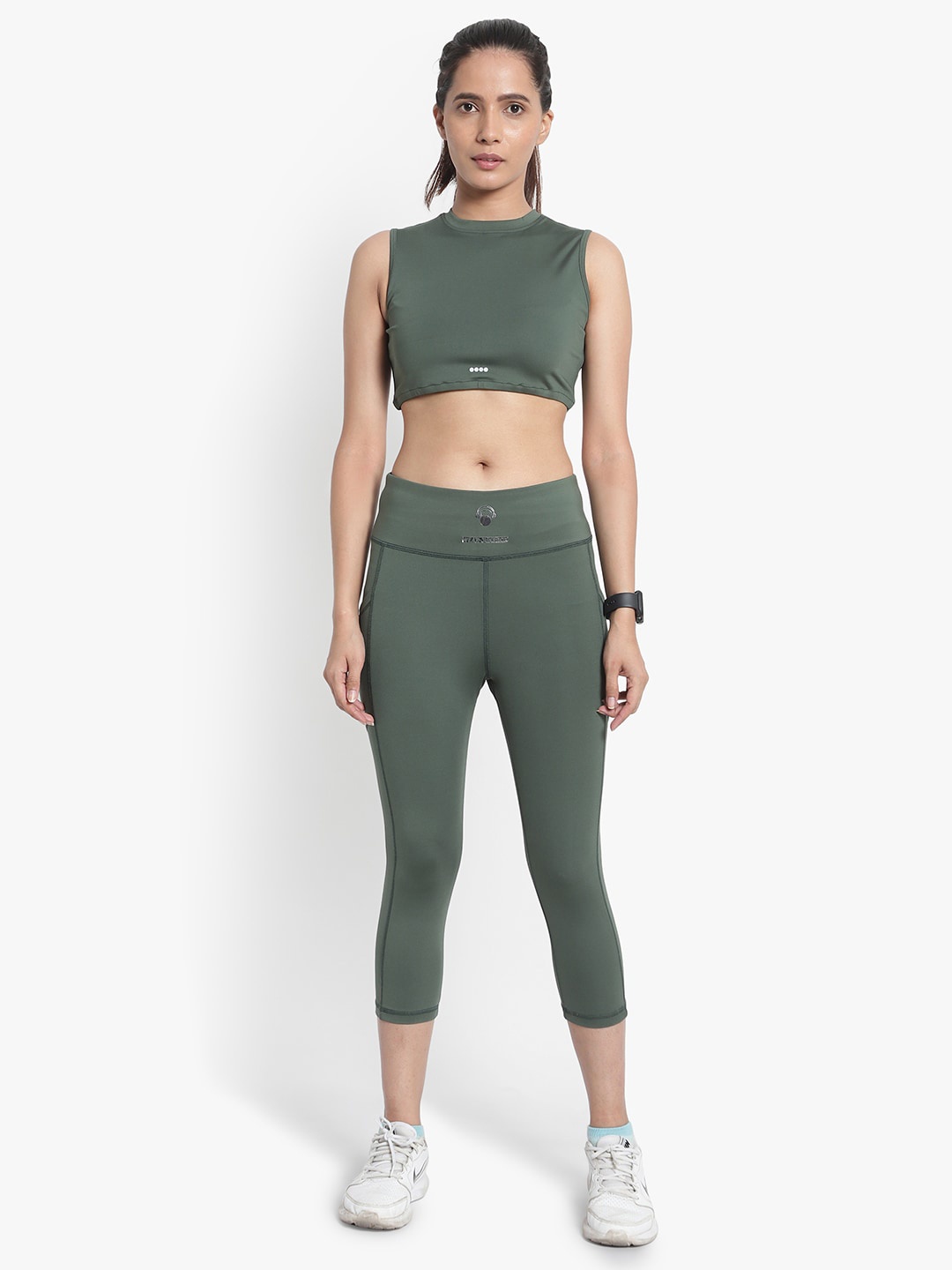 

Wearjukebox Women Crop Top with Tights, Olive