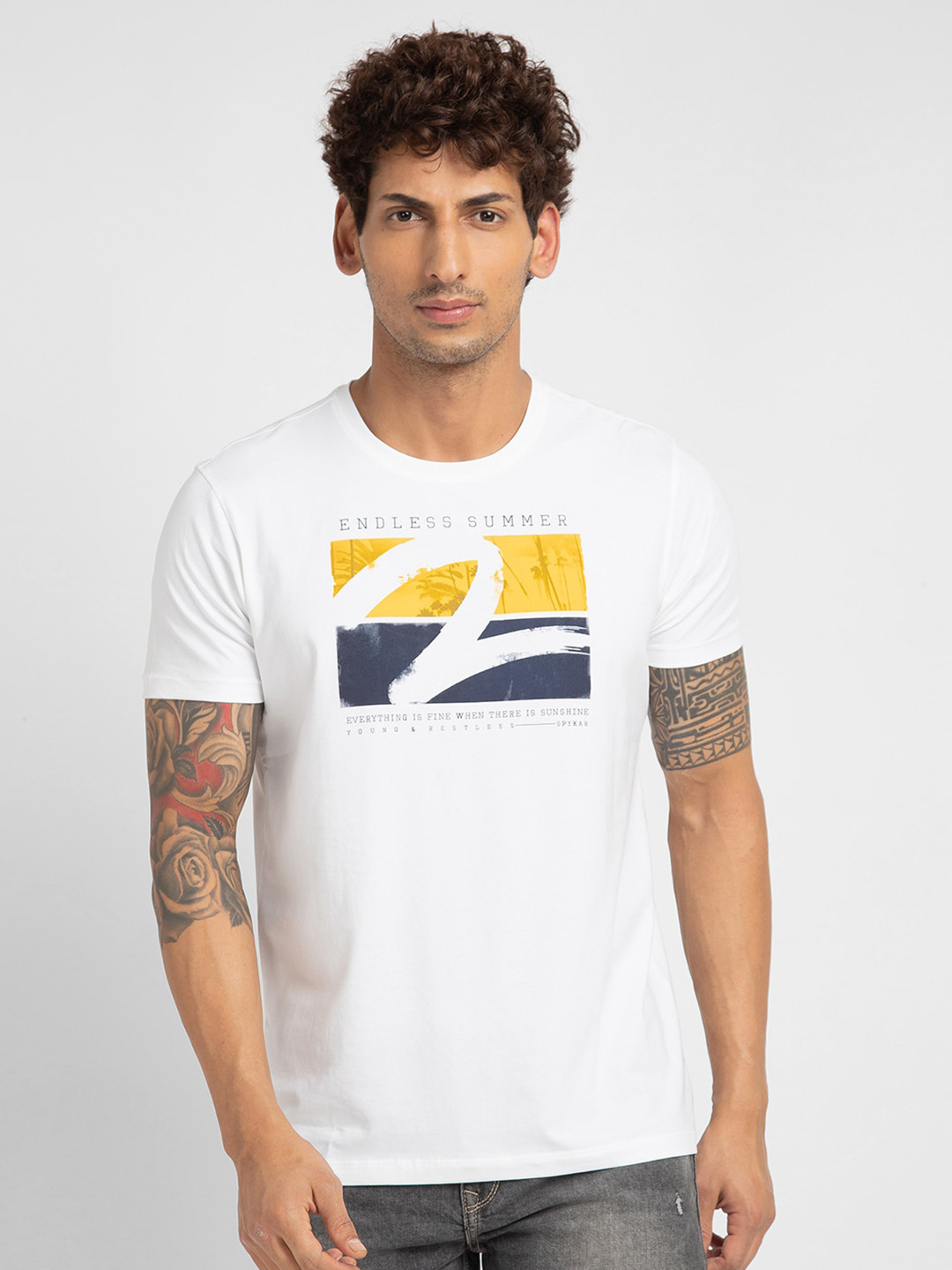 

SPYKAR Men Typography Printed Slim Fit T-shirt, White